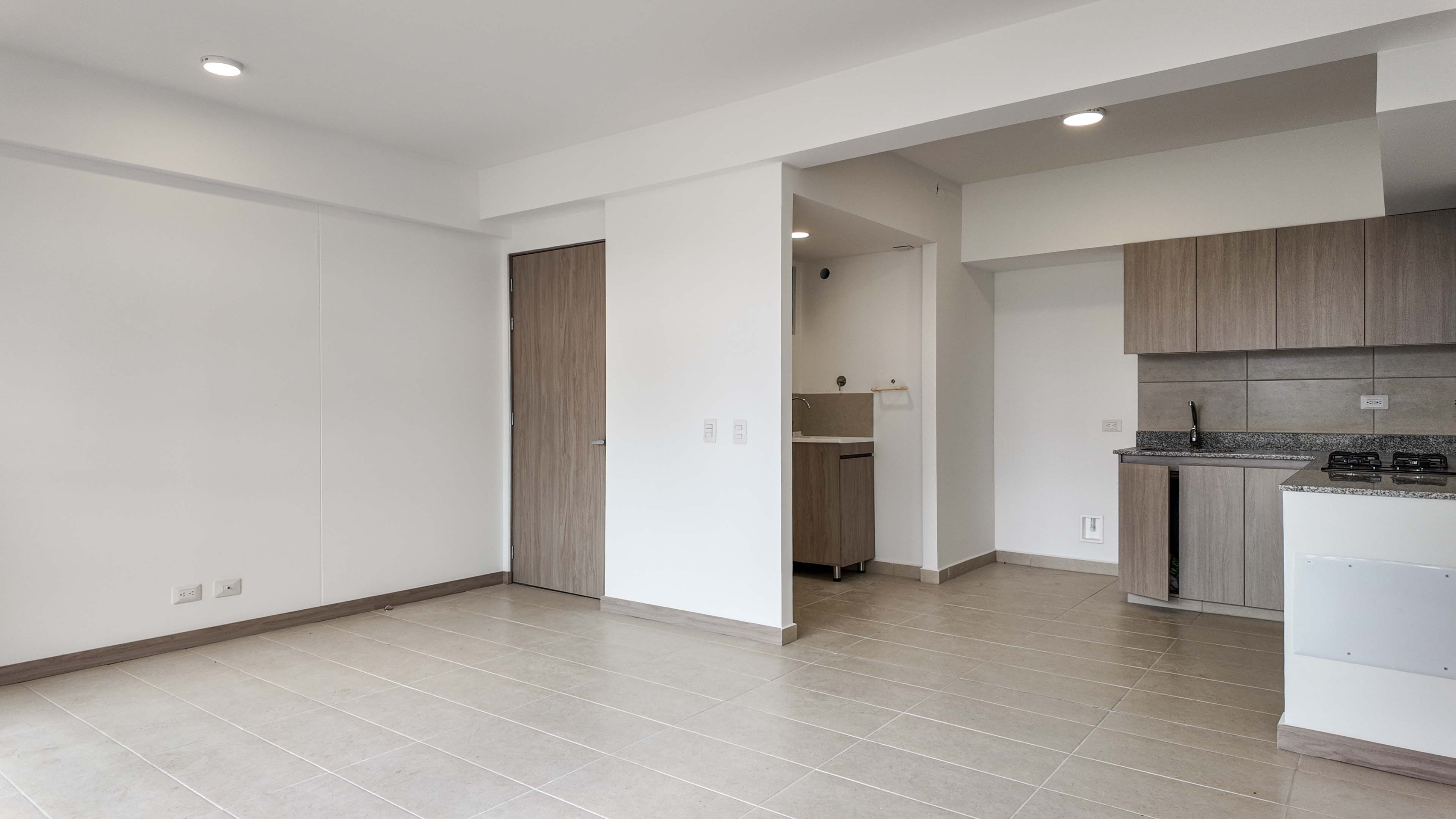 Apartamento con balcón para estrenar para arriendo en Rionegro