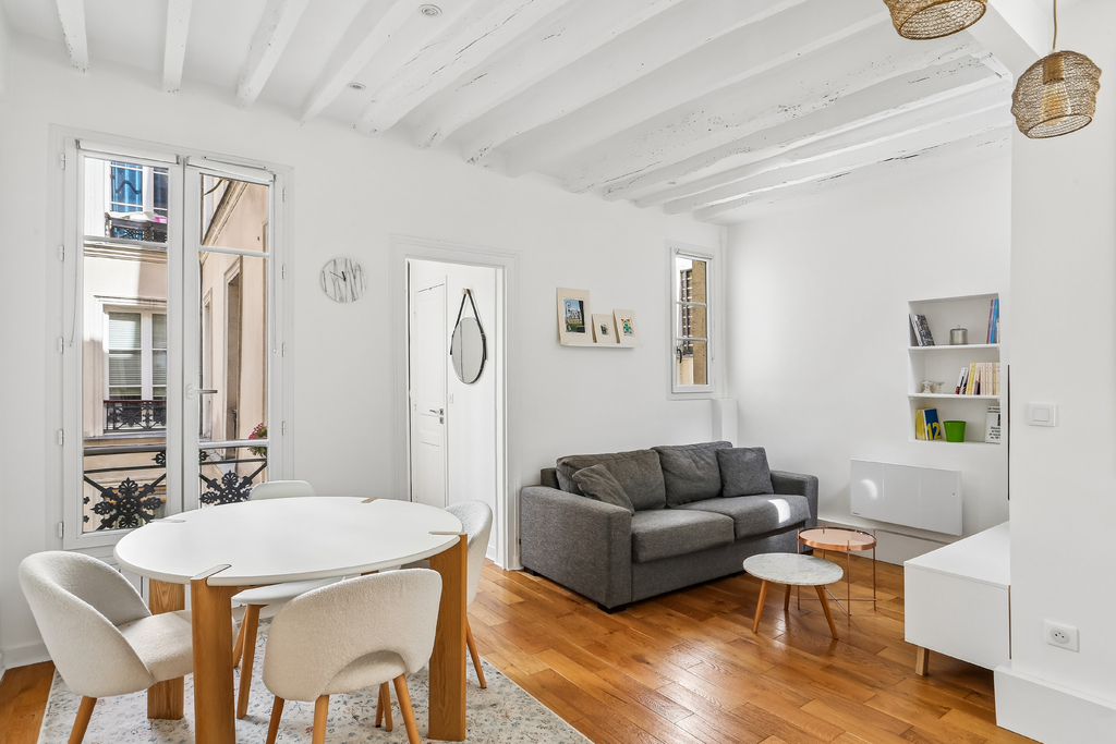Paris 4th - Apartment in excellent condition with elevator - Le Marais