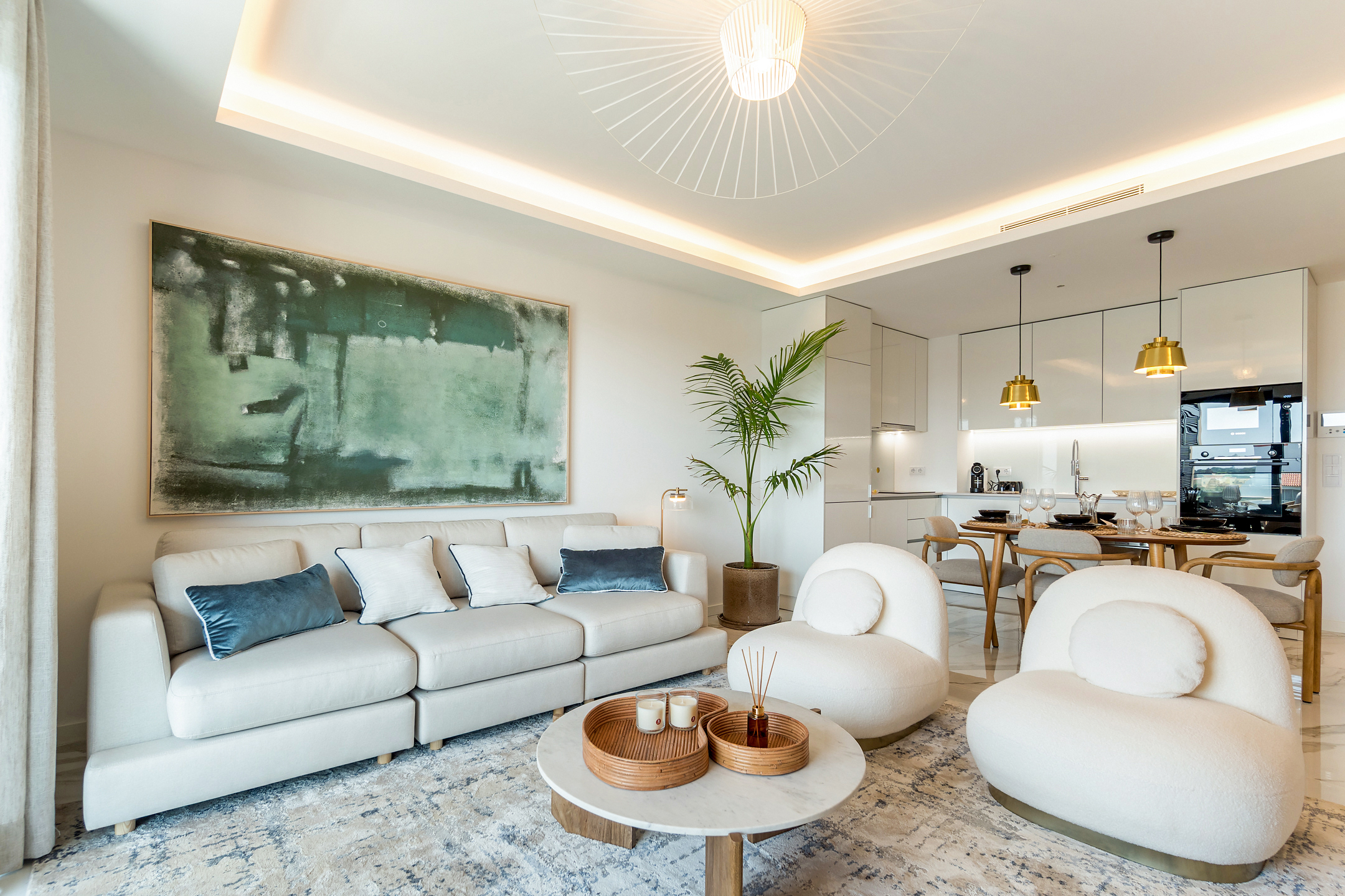 Modern, stylish new T2+1 beach Penthouse, with private roof-top terrace, garden and pool