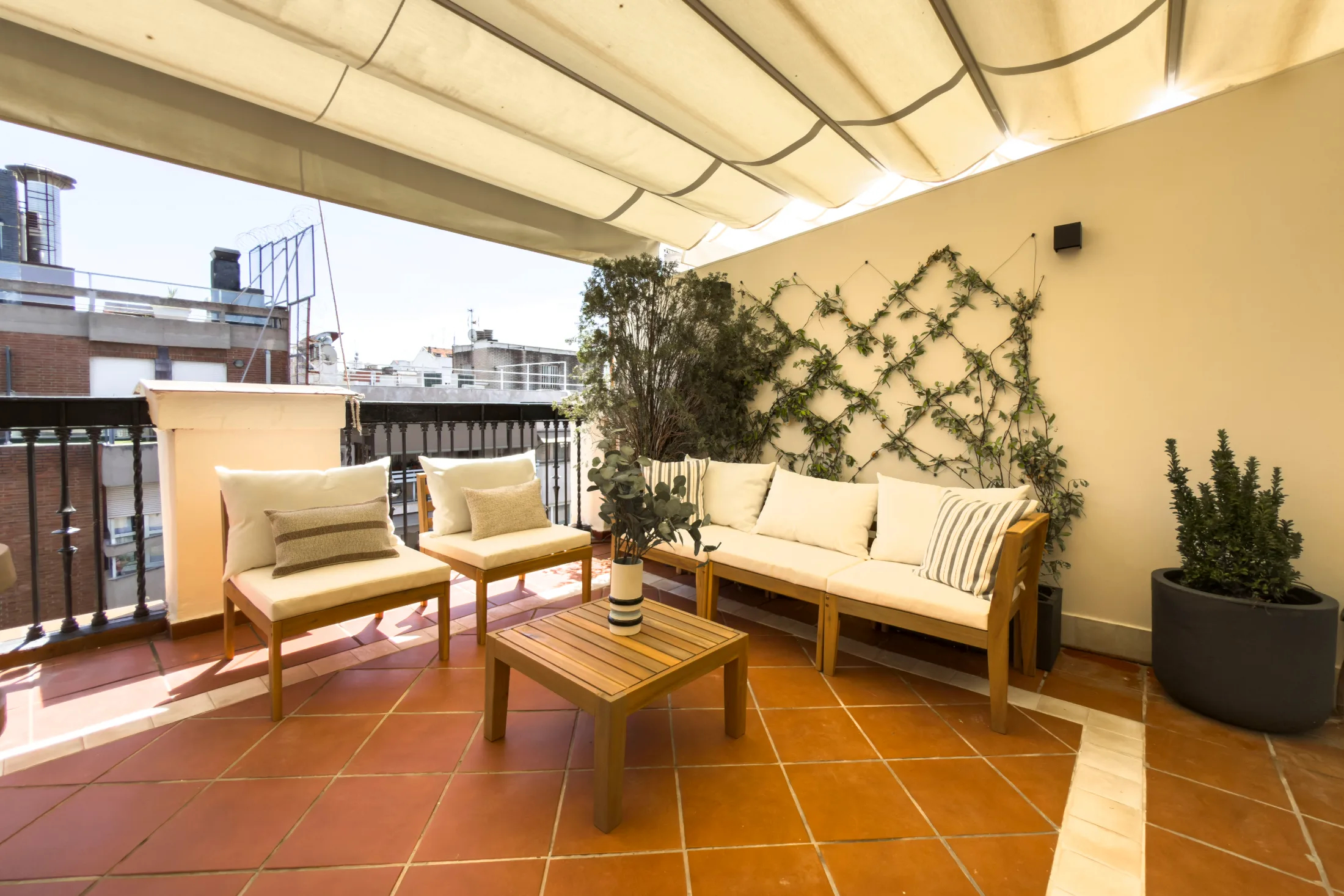 Charming penthouse in the heart of Madrid