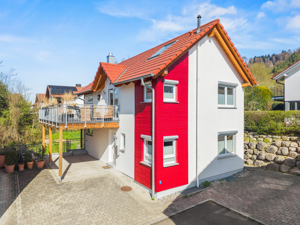 Modernes Einfamilienhaus mit Einliegerwohnung