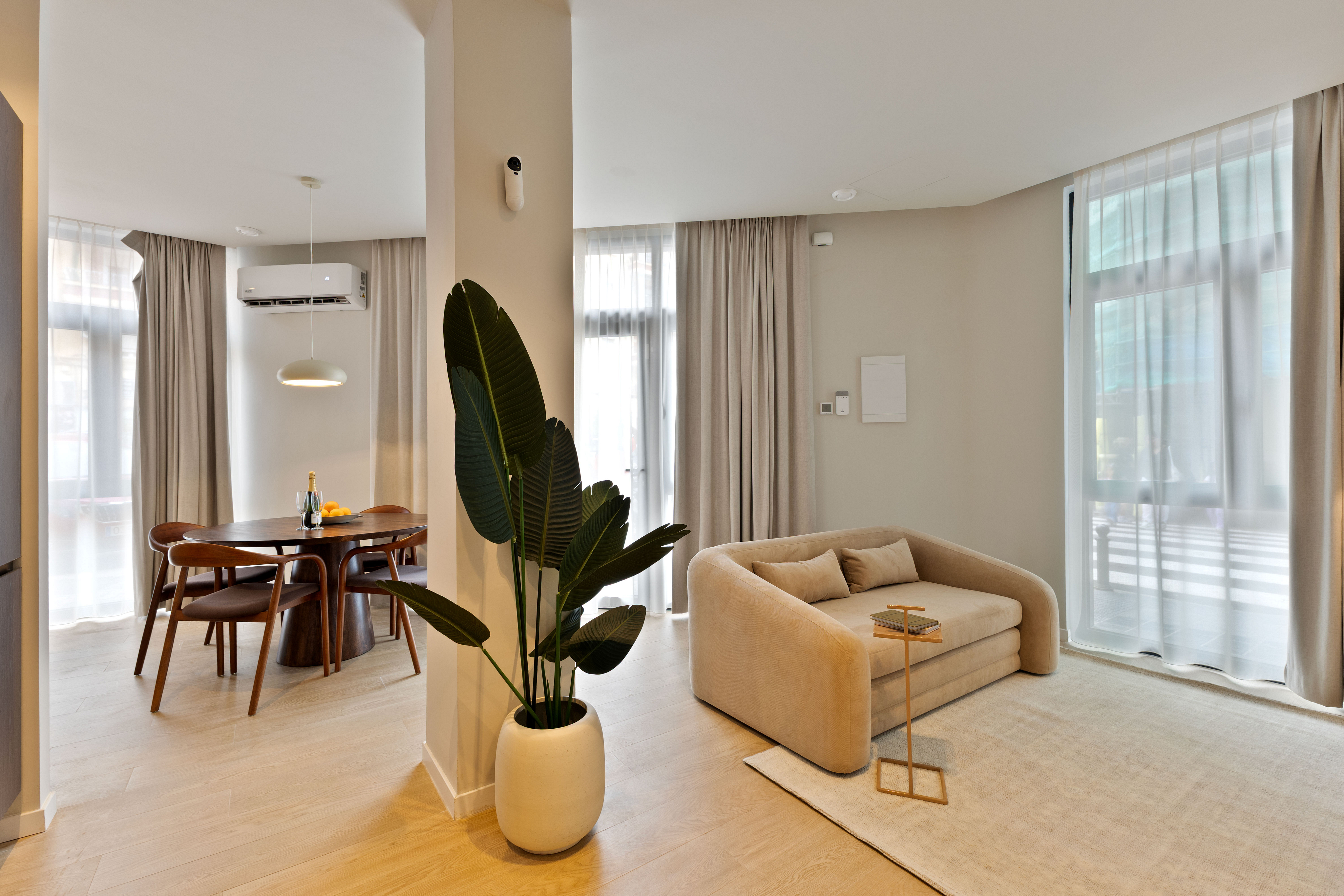 Elegante estudio rehabilitado en Camins al Grau