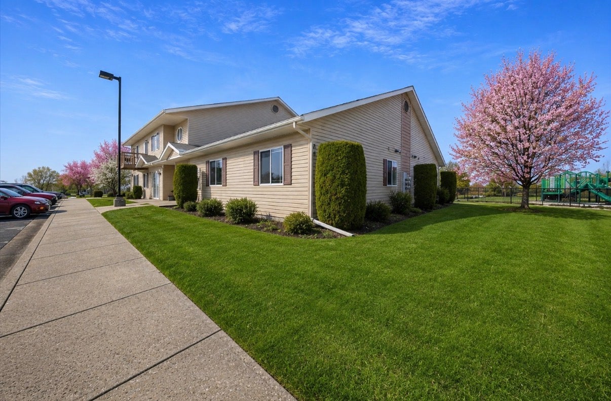 Spacious And Convenient Condo