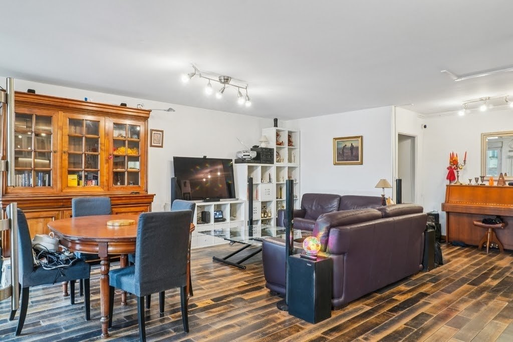 Confluence - 1-bed apt with balcony, loggia and electrified cellar