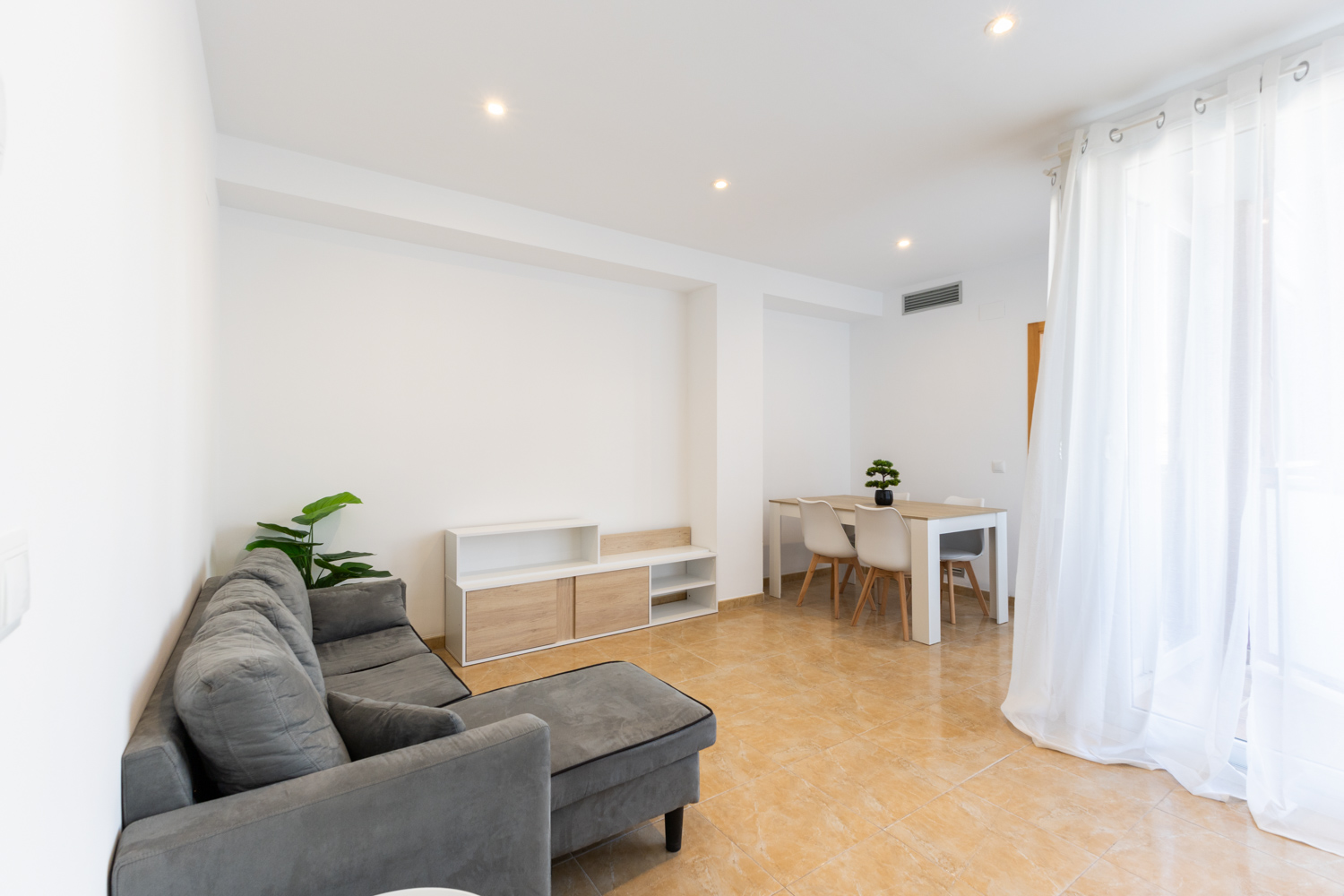 Apartamento moderno junto al Puerto de Benicarló – Con Garaje ya un paso de la playa