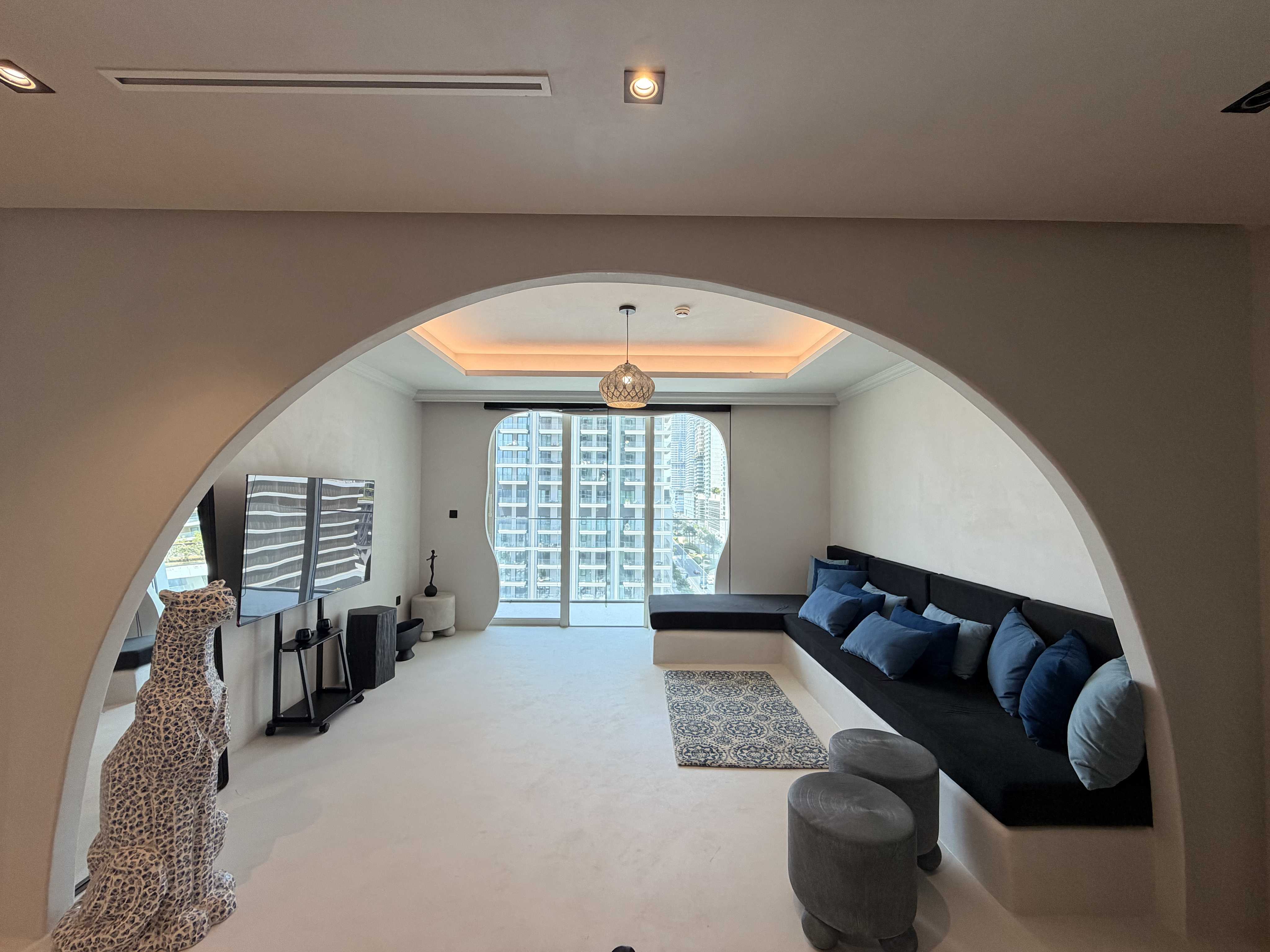 Exclusive  |  Upgraded  |  Fully Furnished