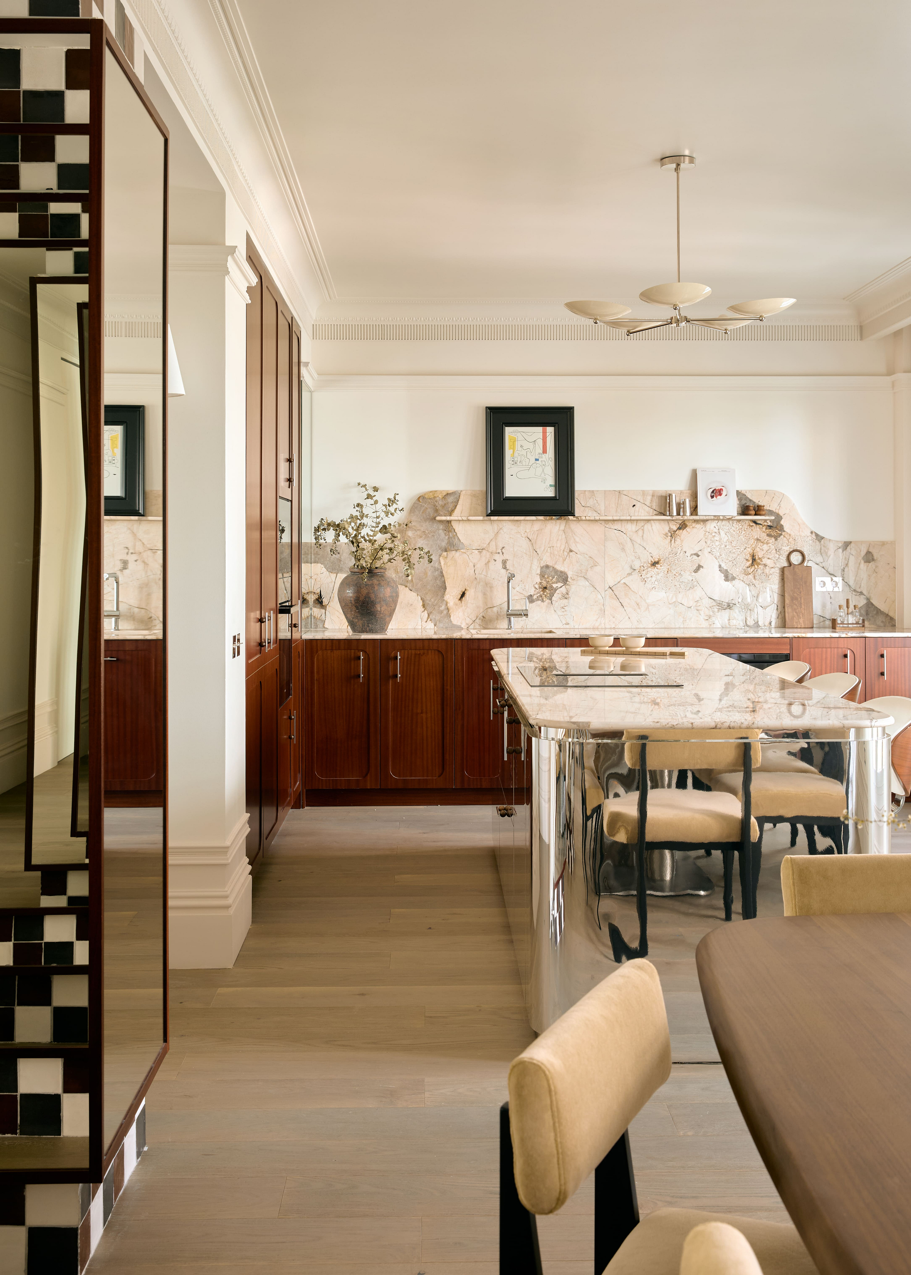 Exclusiva vivienda de diseño con 3 suites en el barrio de Salamanca.