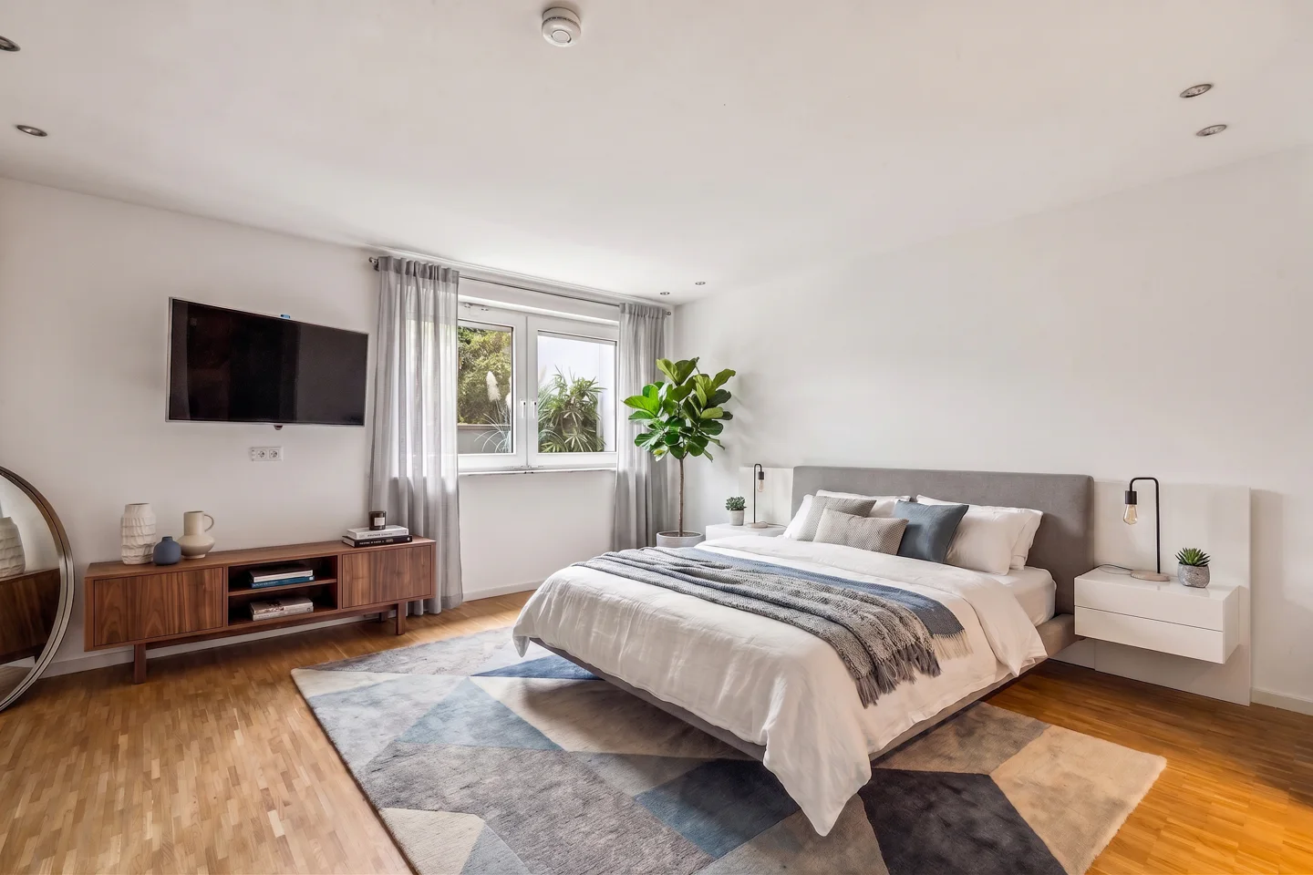 "Haus im Haus" mit Traumgarten, EBK und Garage - Photo 4