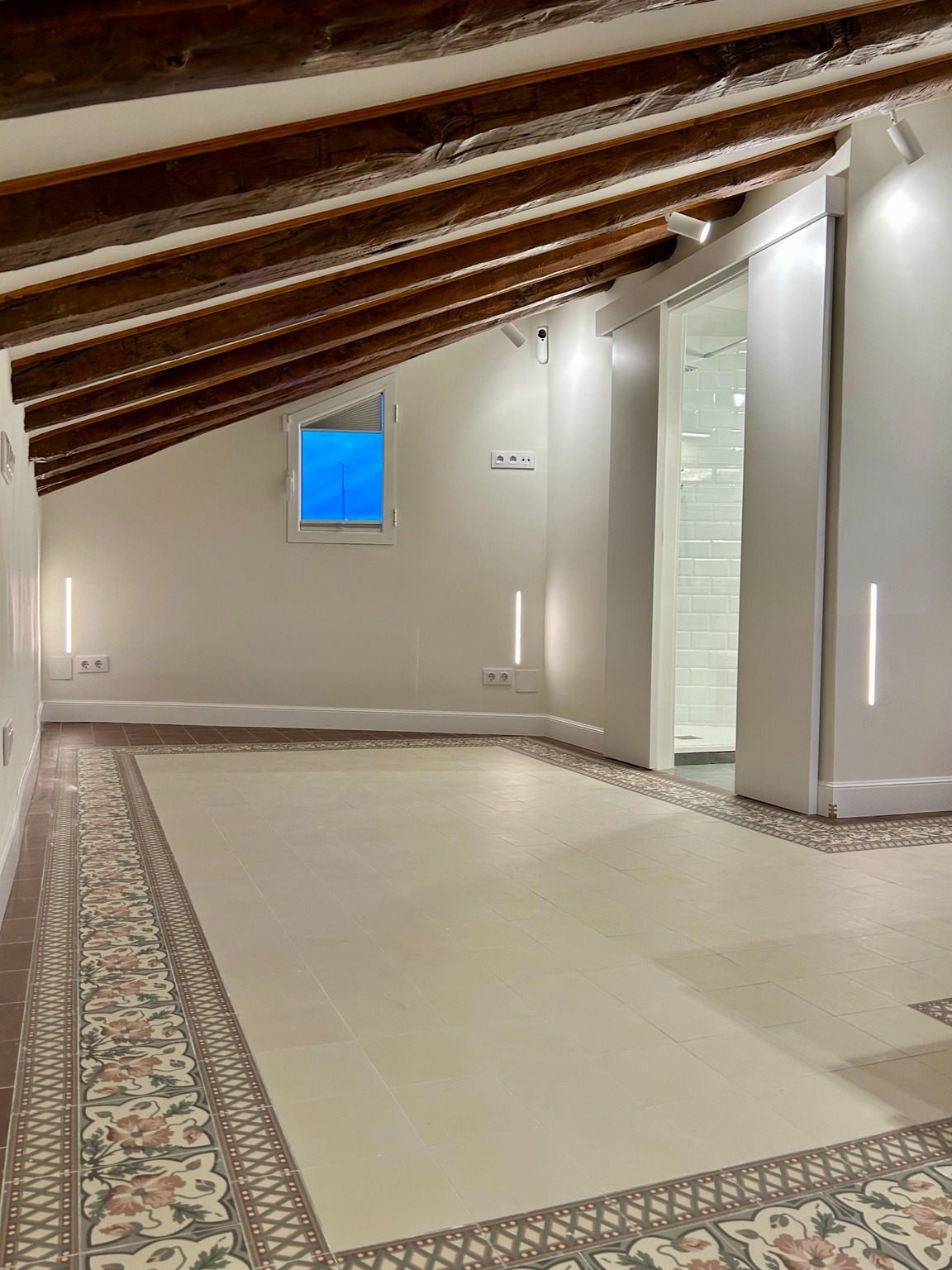 Charming studio for rent in Malasaña—long-term stays
