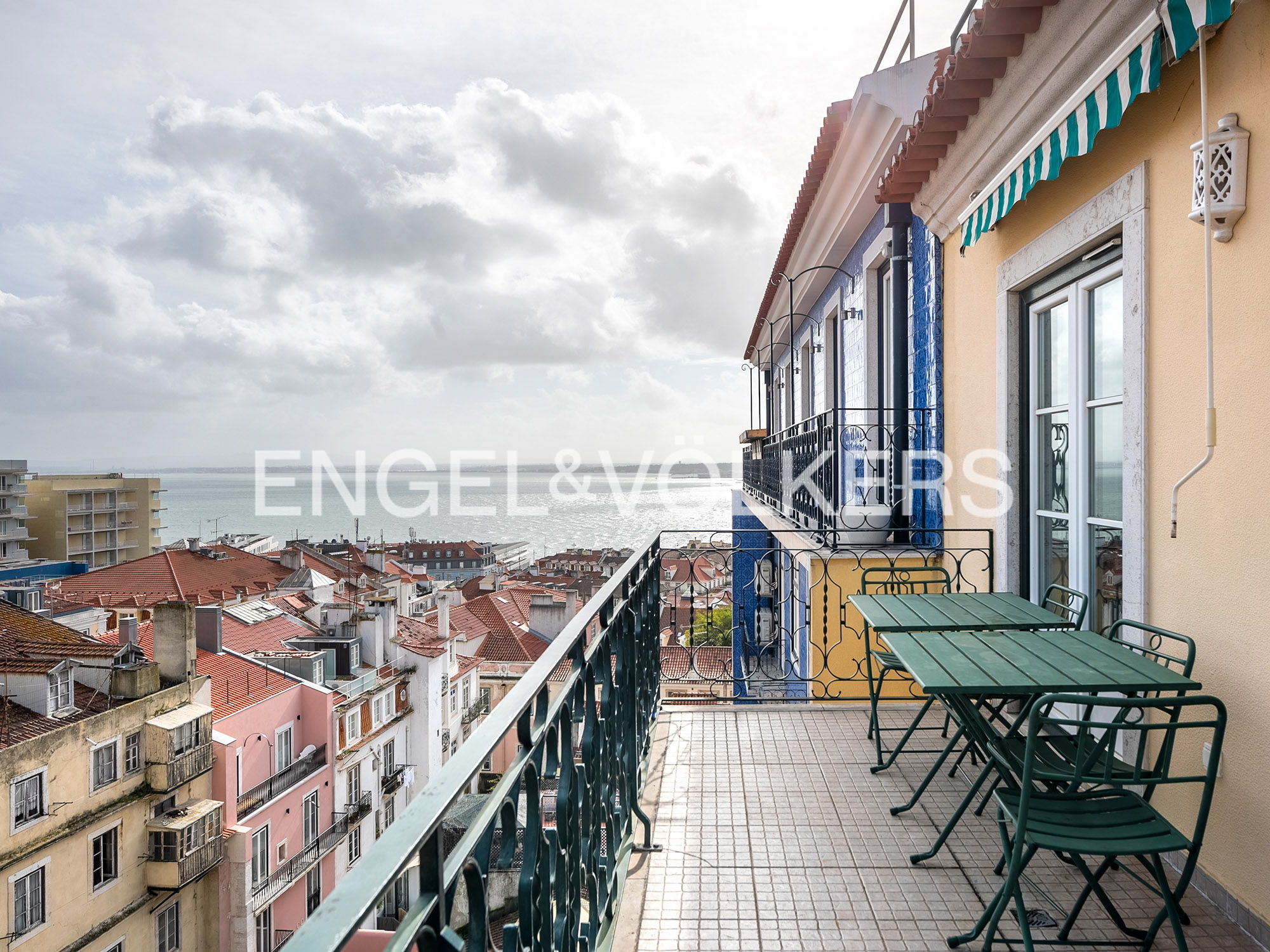 3 bedroom apartment in Chiado