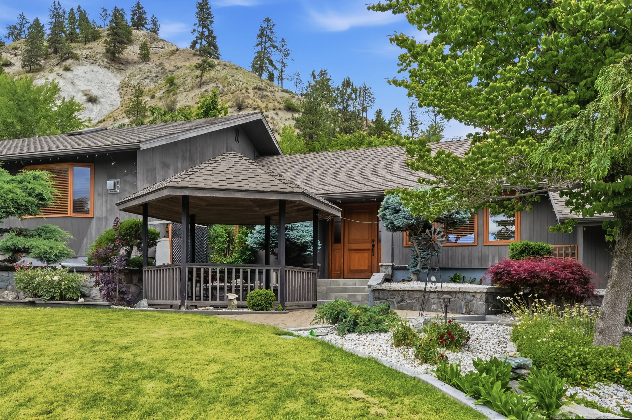 Modern Family Home in Penticton