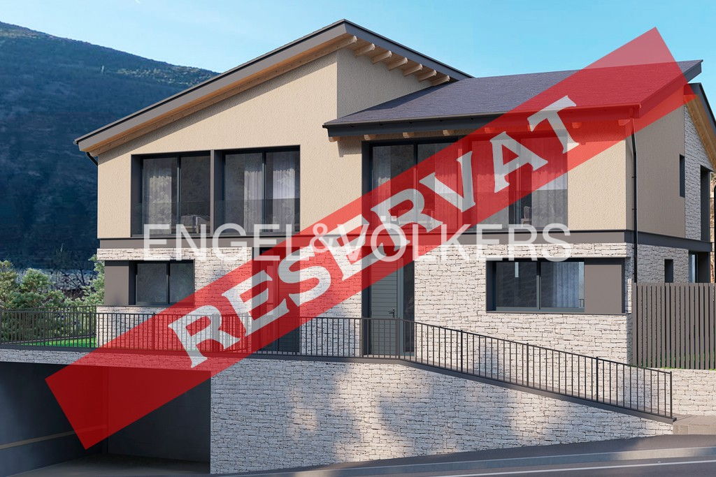 Amazing development of houses with gardens