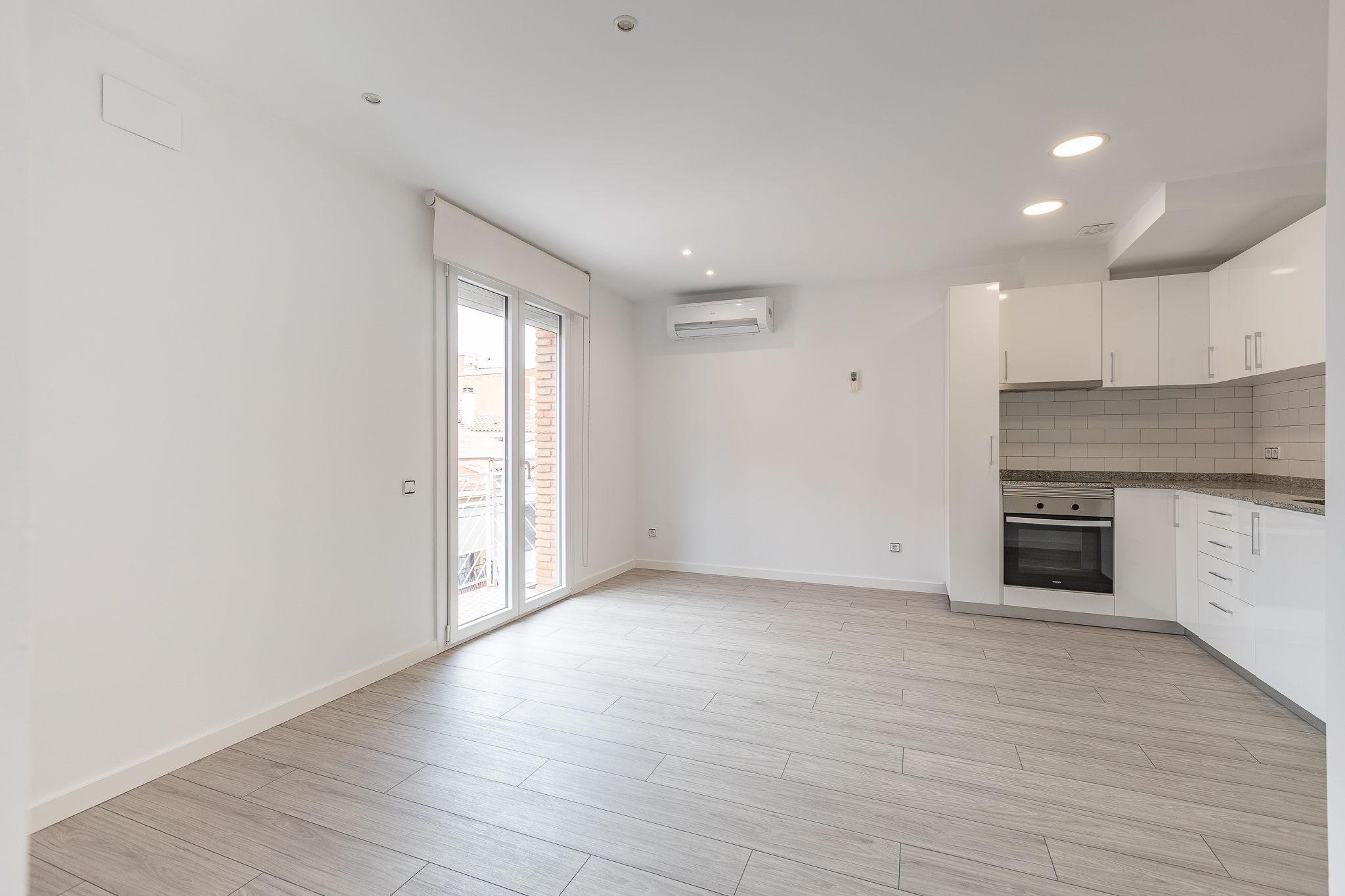 Nearly new duplex with a large terrace in the best area of Creu Alta