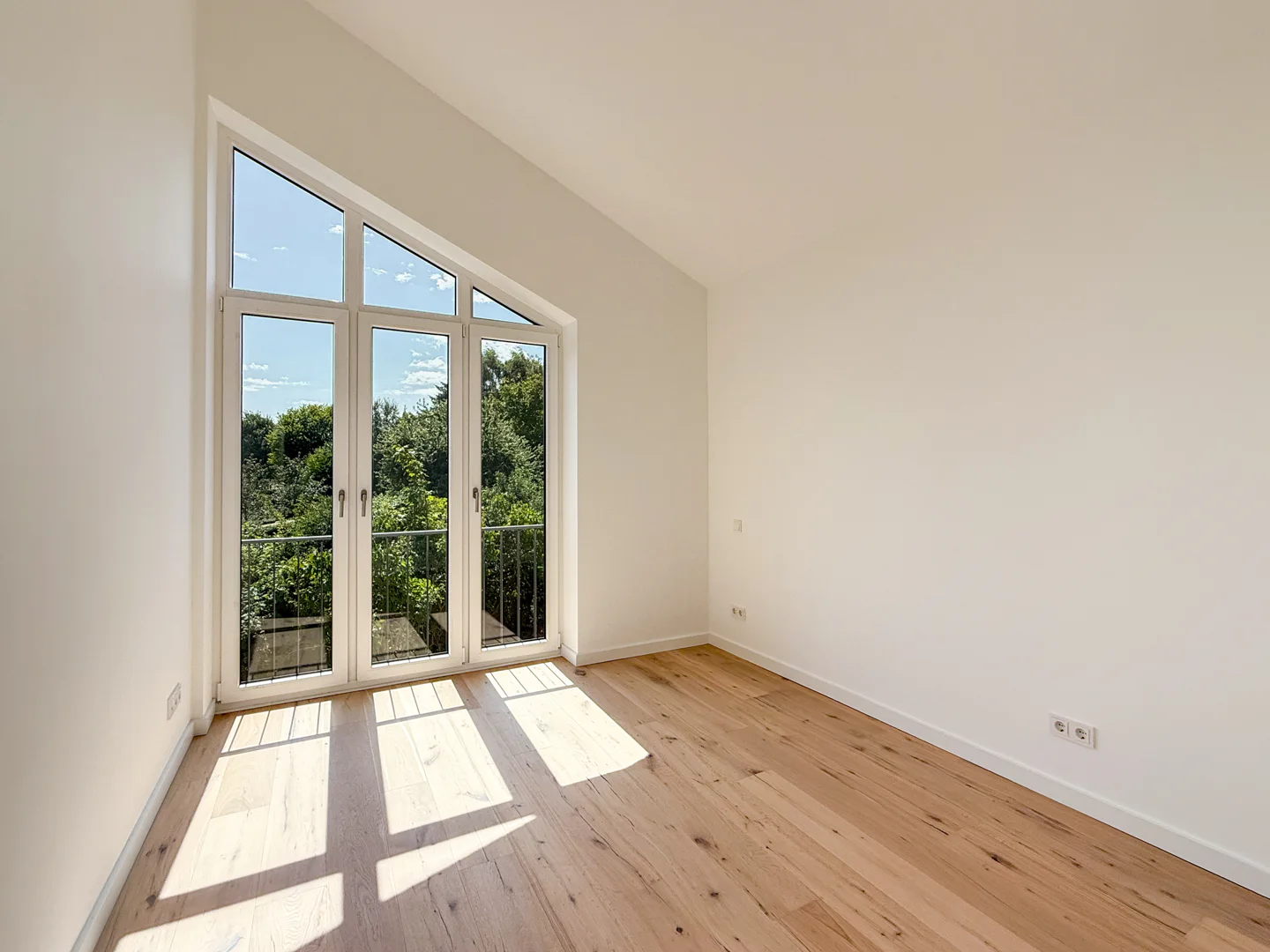 Neubau-Erstbezug: Ihr Domizil in Sackgassenlage und Schleinähe - Photo 3