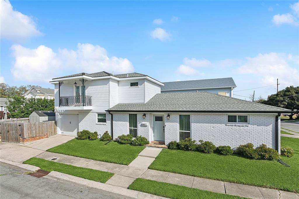 Discover Your Fully Updated West End Sanctuary