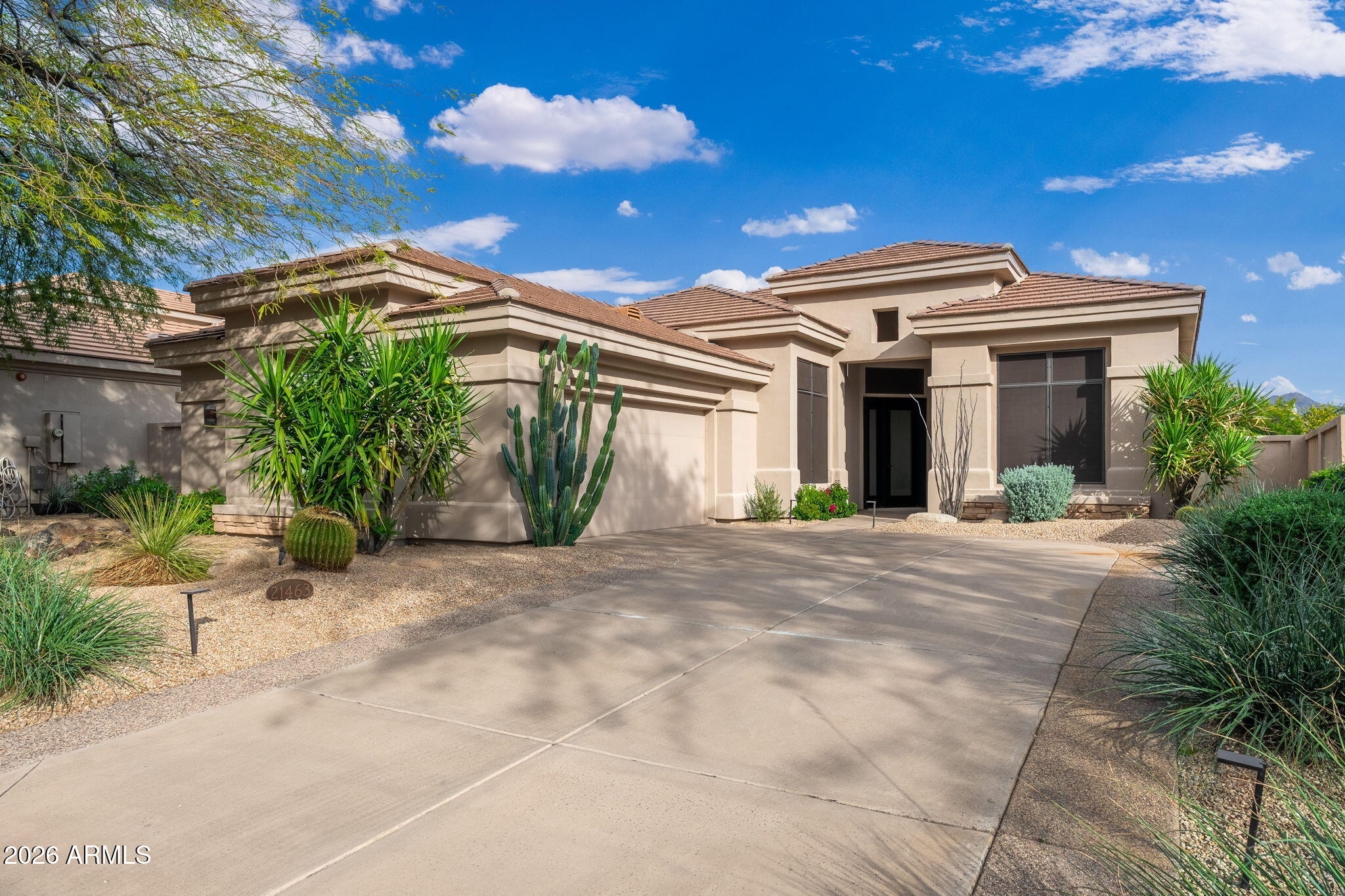Designer-Remodeled Grayhawk Villa with Pool & Golf Views