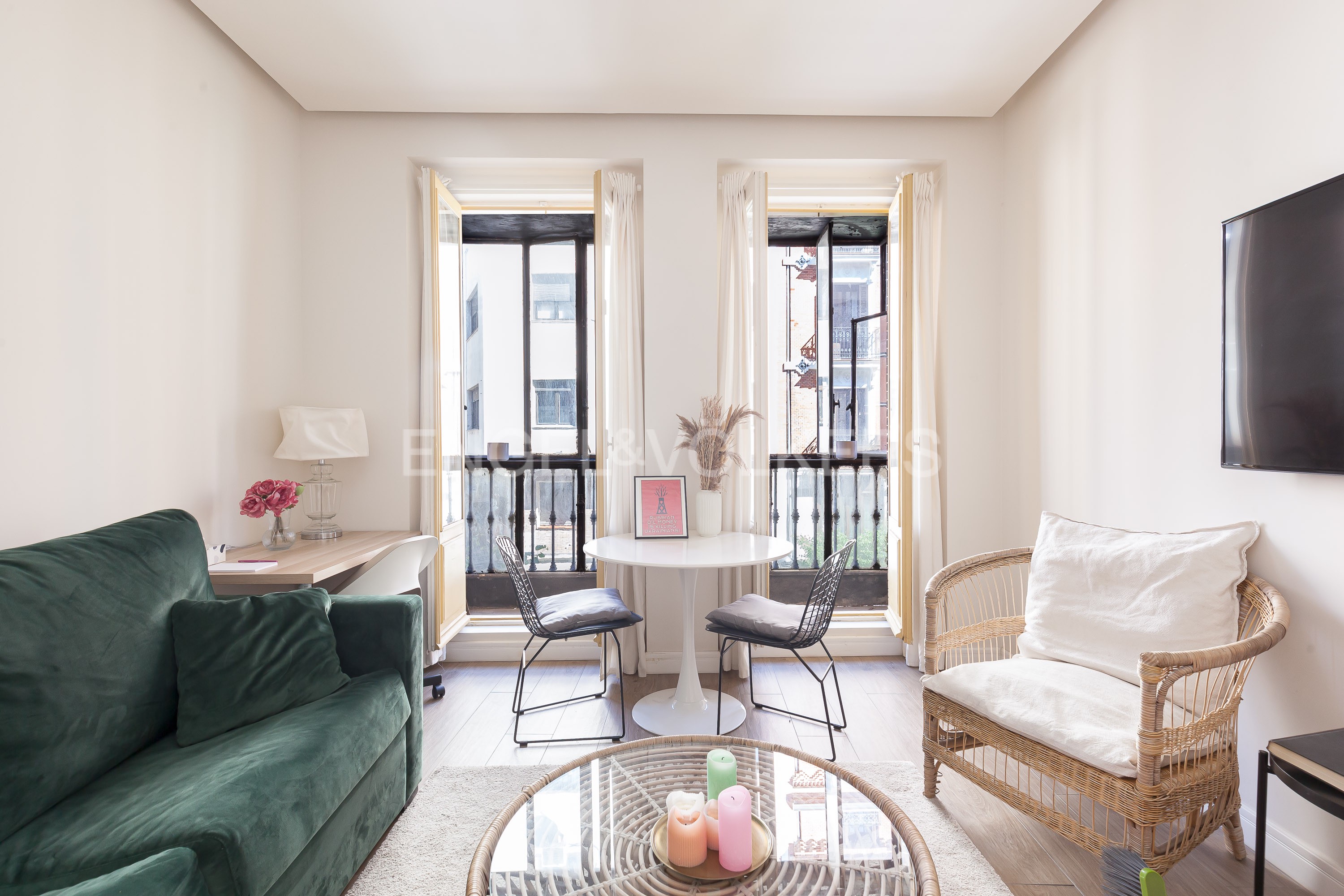 Spectacular two-bedroom, two-bathroom flat in calle Mayor