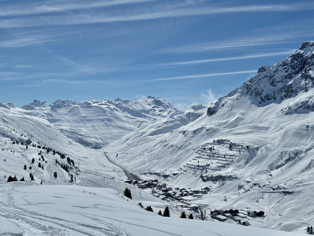 Ikonisches Hotel in Österreichs prestigeträchtigstem Skigebiet