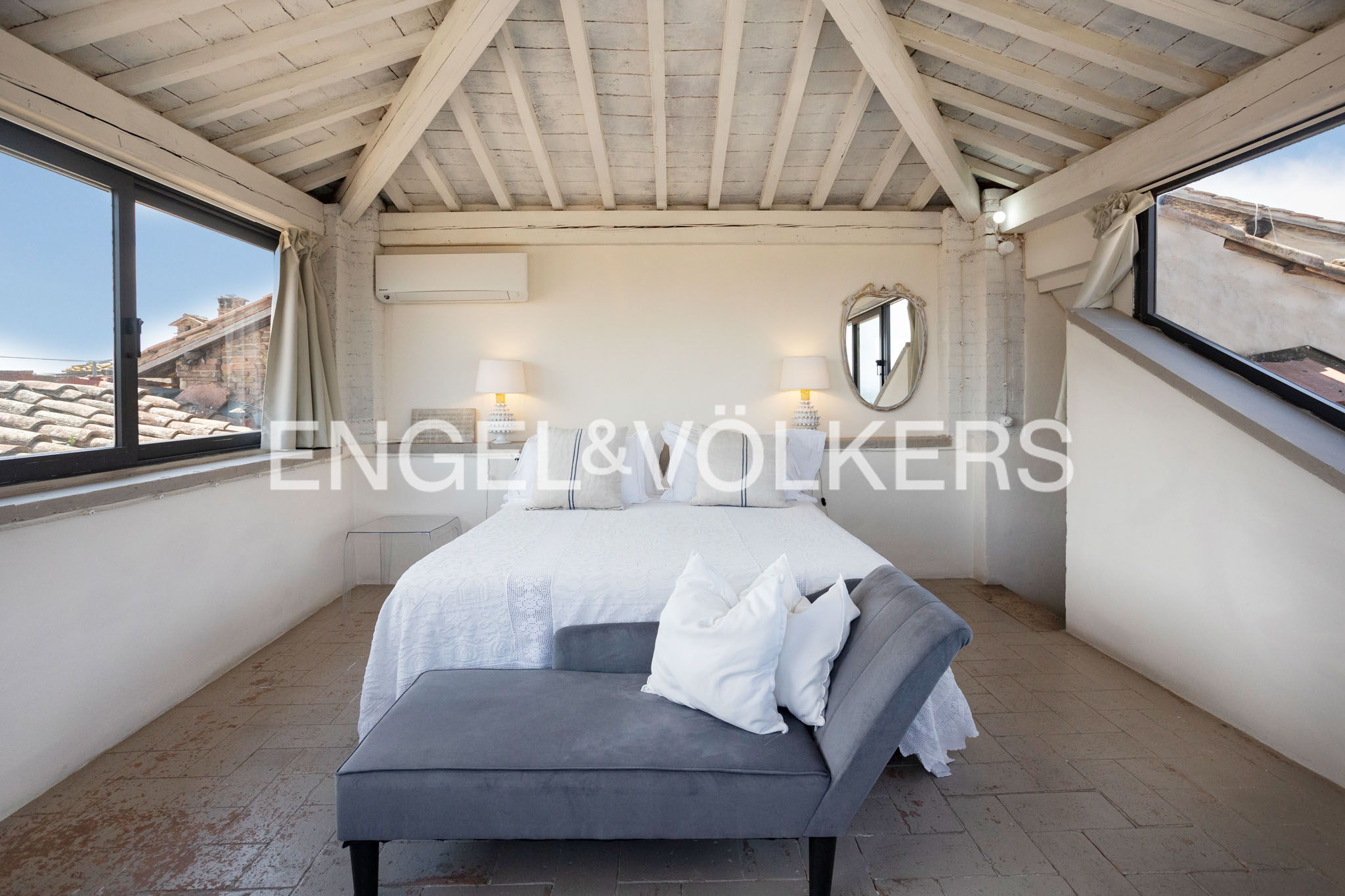 The Loggia in the heart of Siena