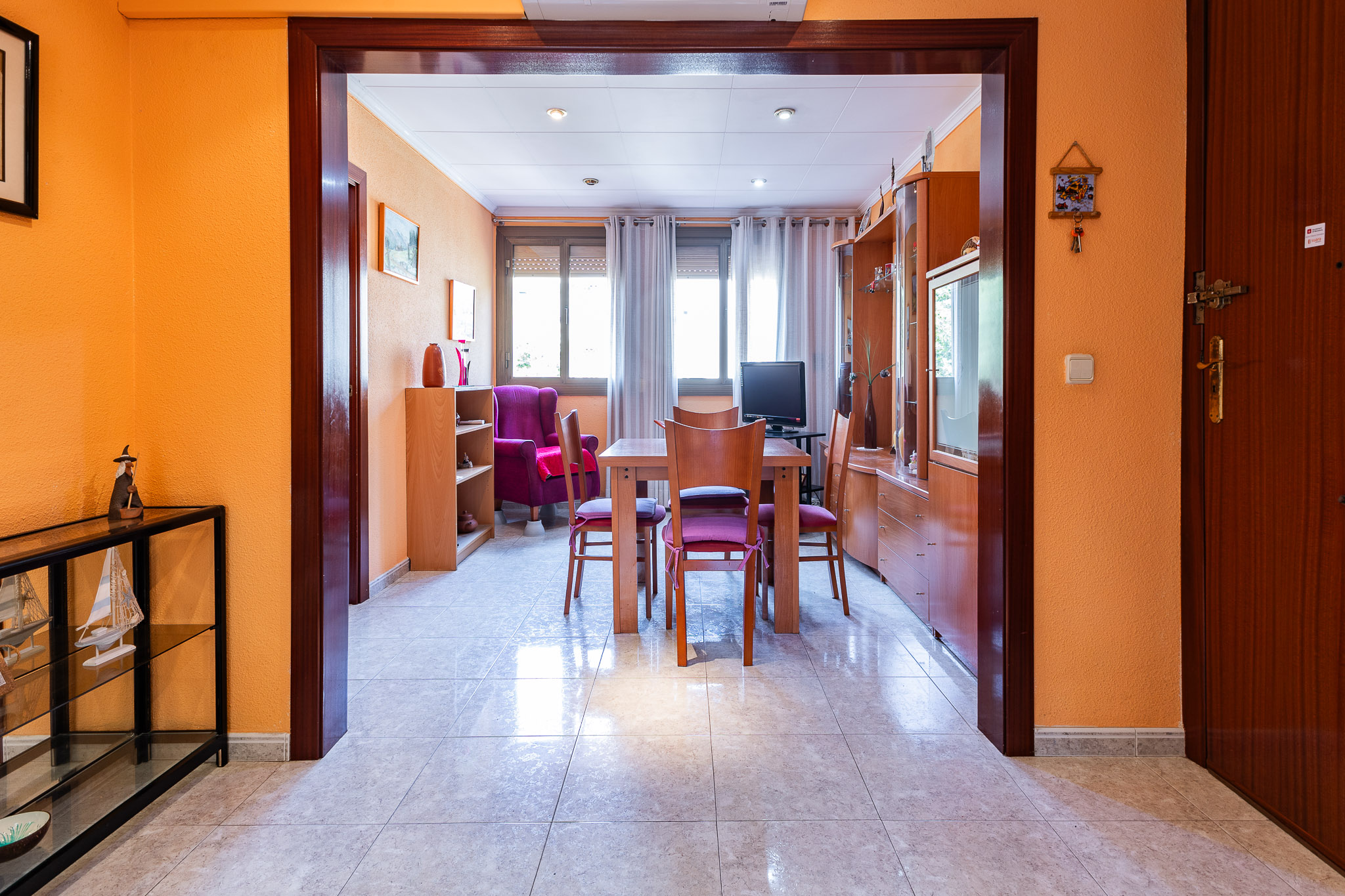 Excelente vivienda junto a la Plaça del Poeta Boscà y la playa