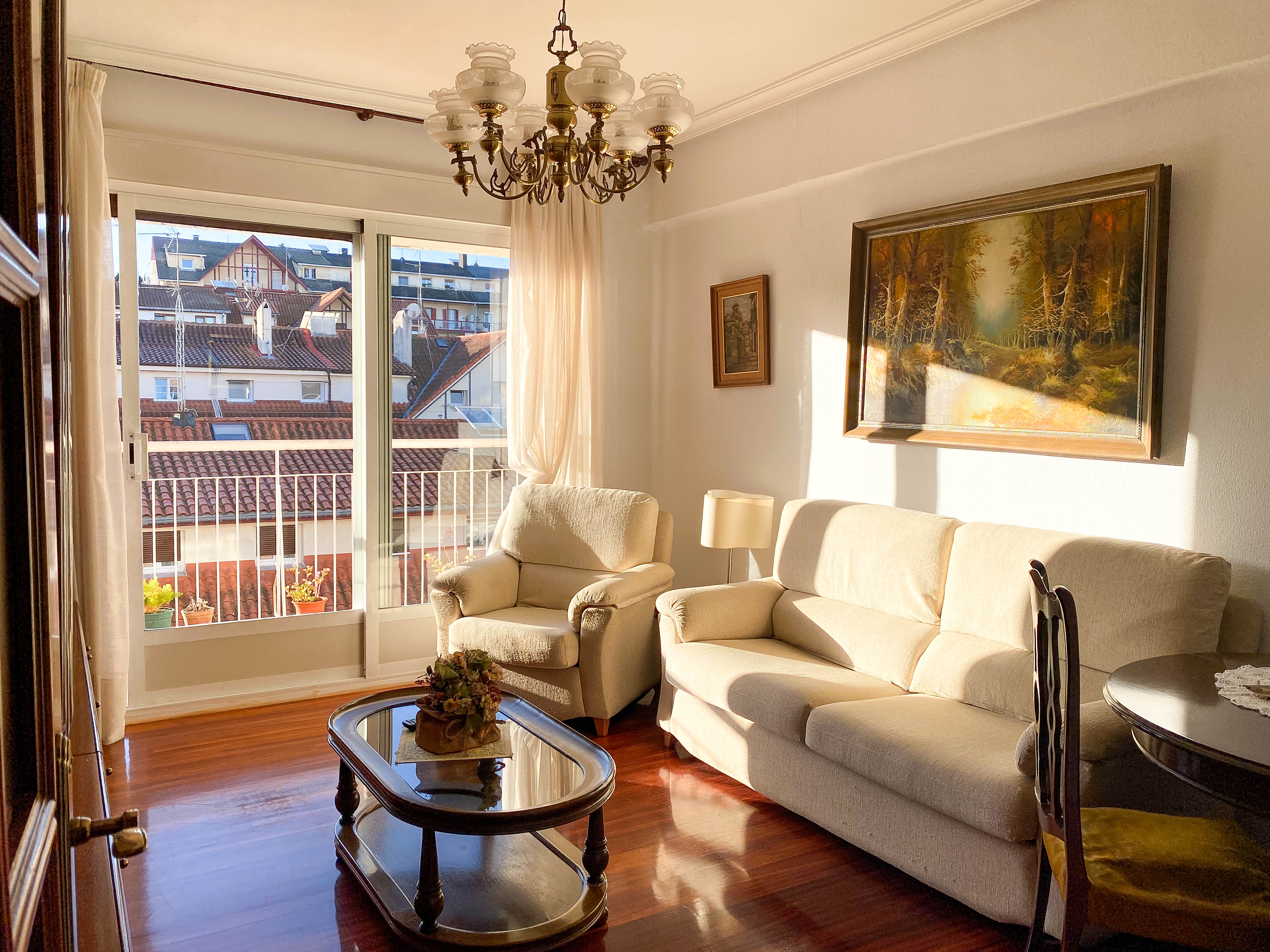 SUNNY TERRACE APARTMENT WITH LIGHT AND UNOBSTRUCTED VIEWS IN EGIA