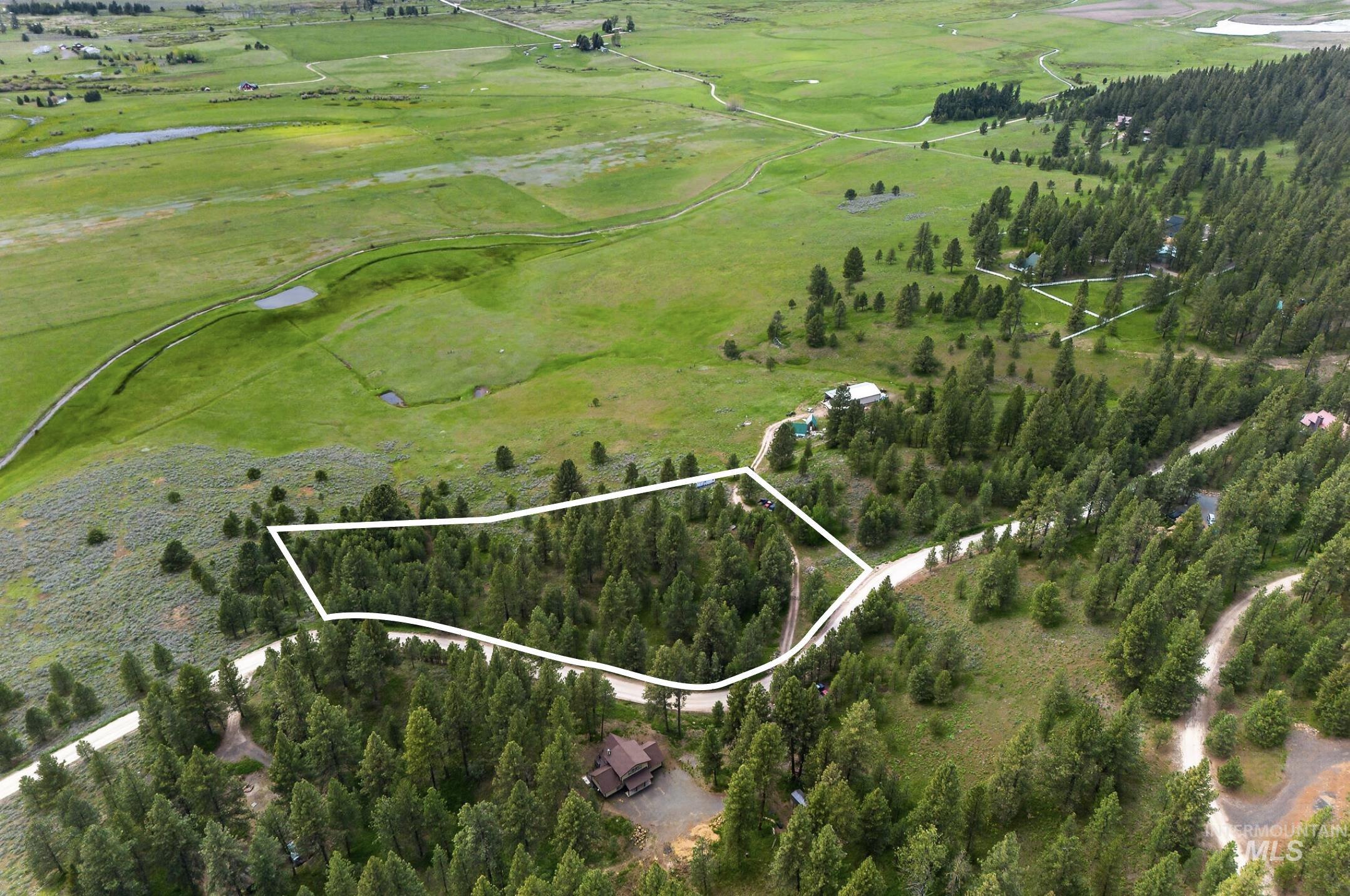 2.85 Acres of Peace, Adventure, Connection In The Mountains