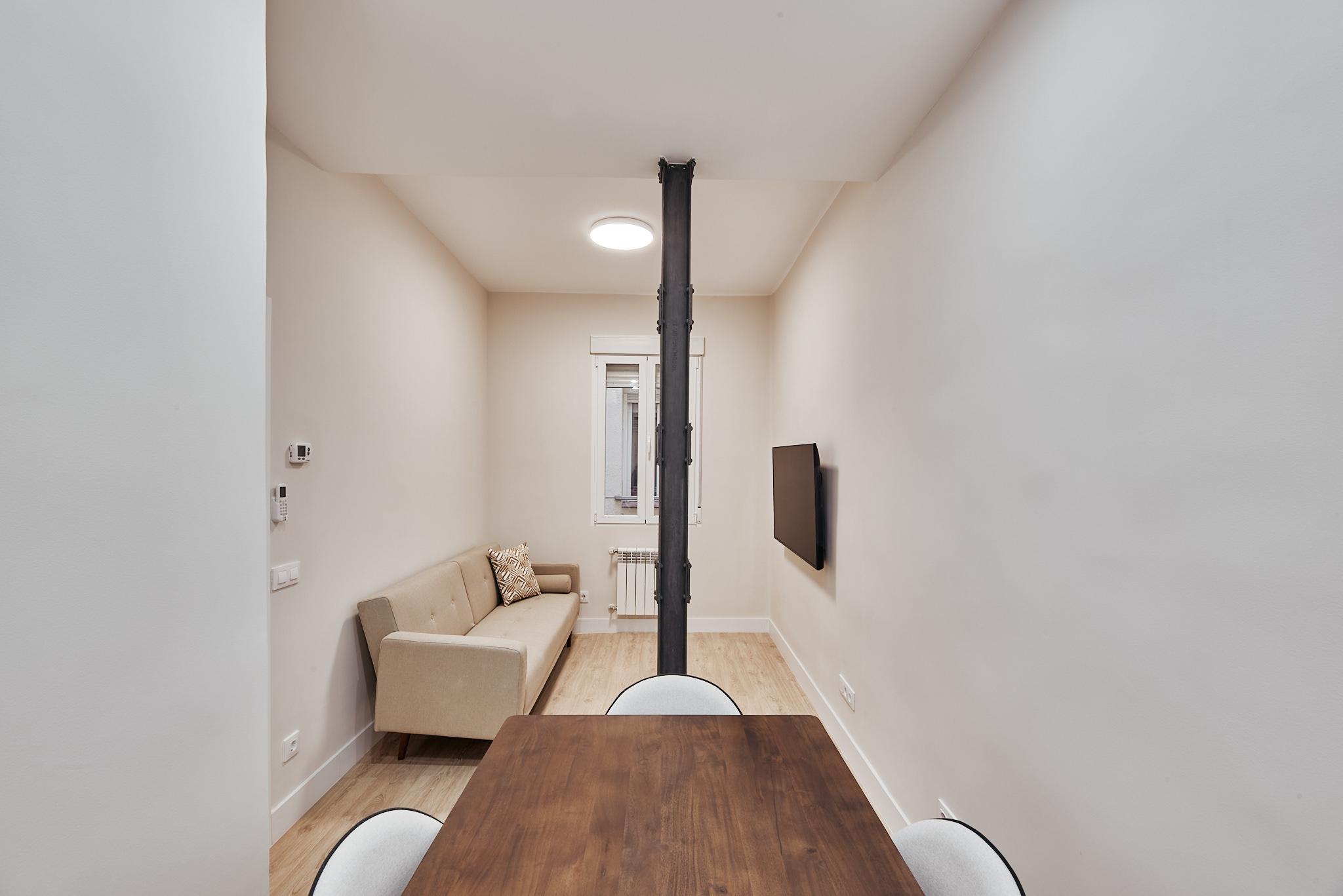 Charming renovated apartment on Lombia Street.