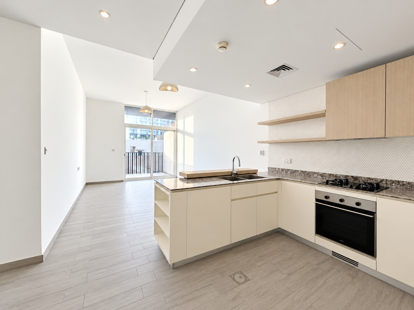 Unfurnished | Bright | Vacant | Corner Unit