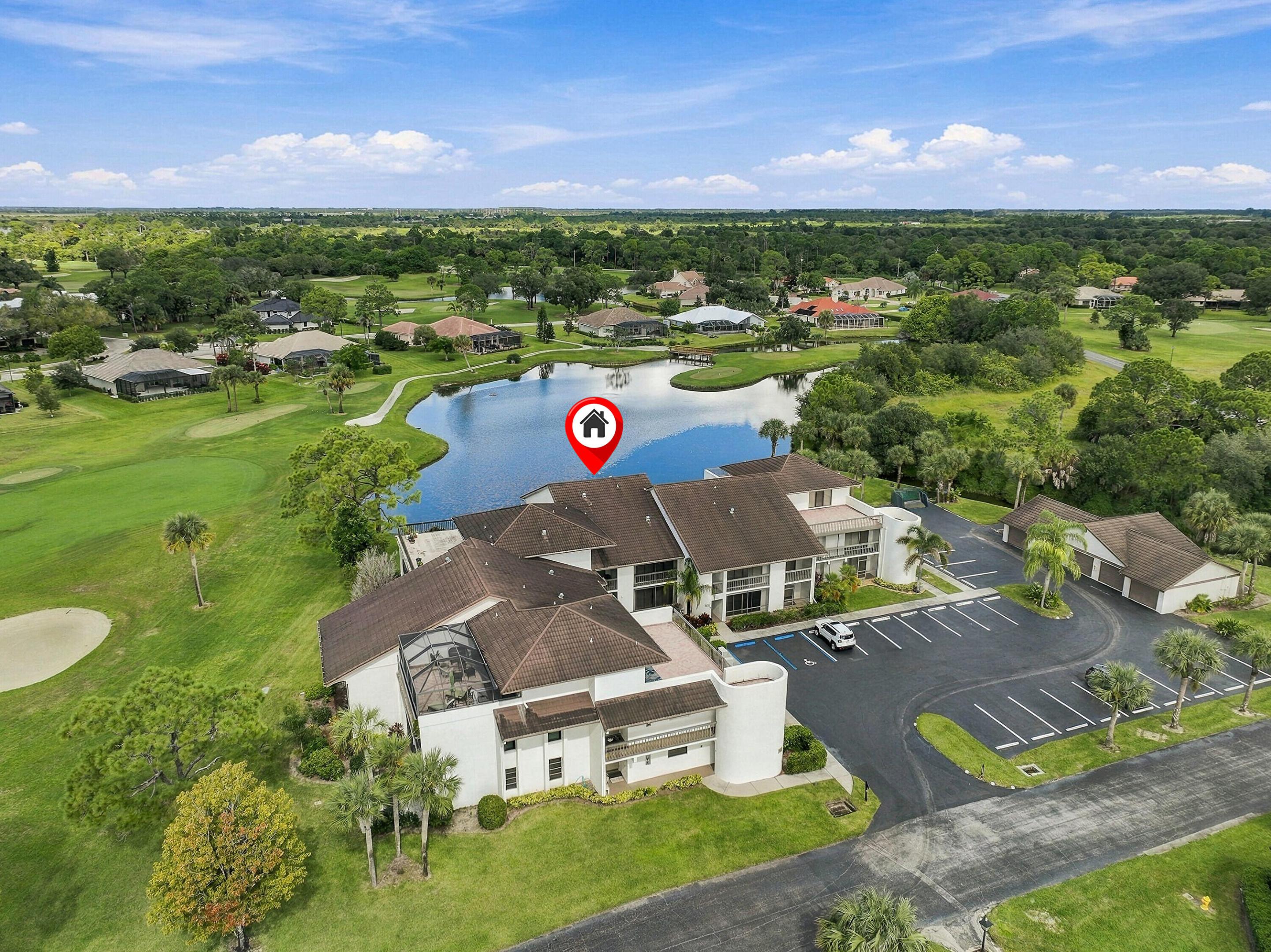 First-Floor Lakefront Condo With Golf Views