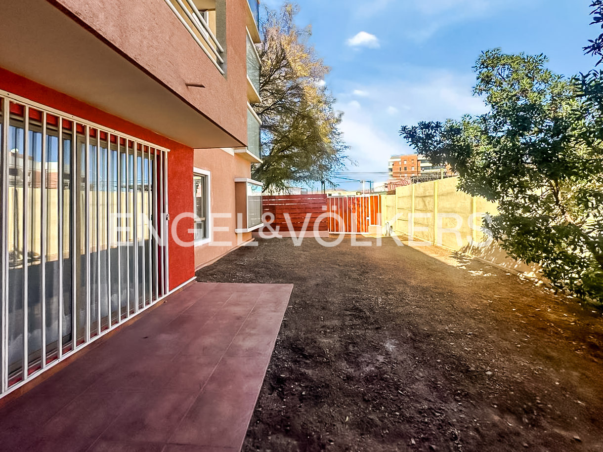Excelente departamento con patio interior