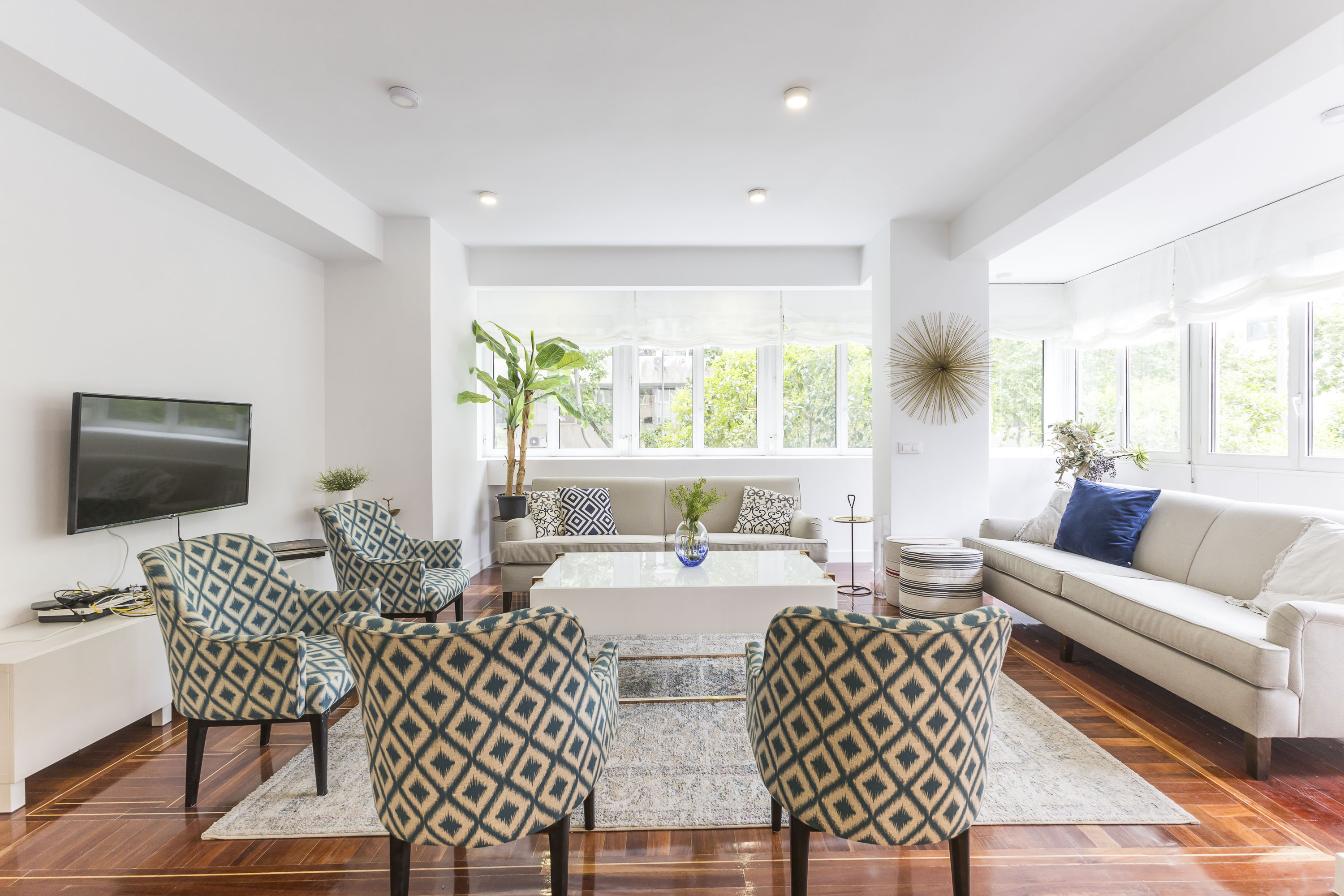 Magnificent 5-bedroom apartment in the best area of Hispanic America