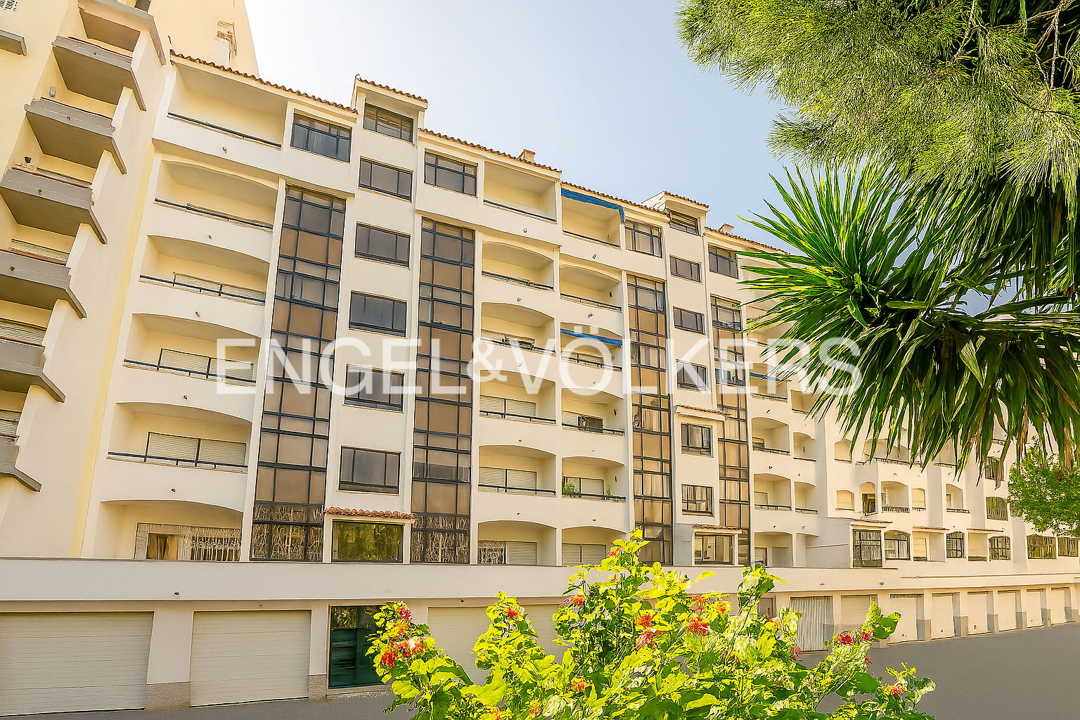 Renovated 3-Bedroom Penthouse | Cascais