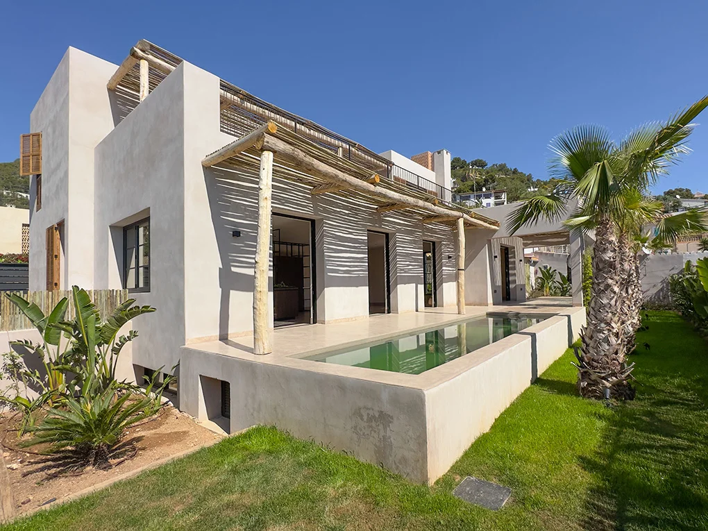 Neu gebaute Villa im Formentera Stil