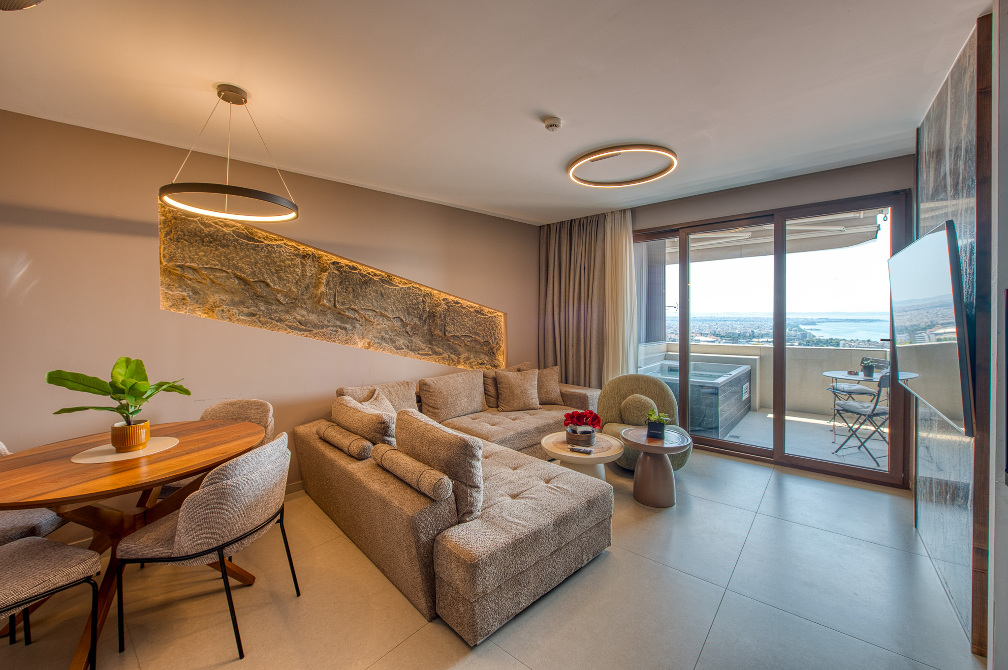 Investment property in Ano Poli