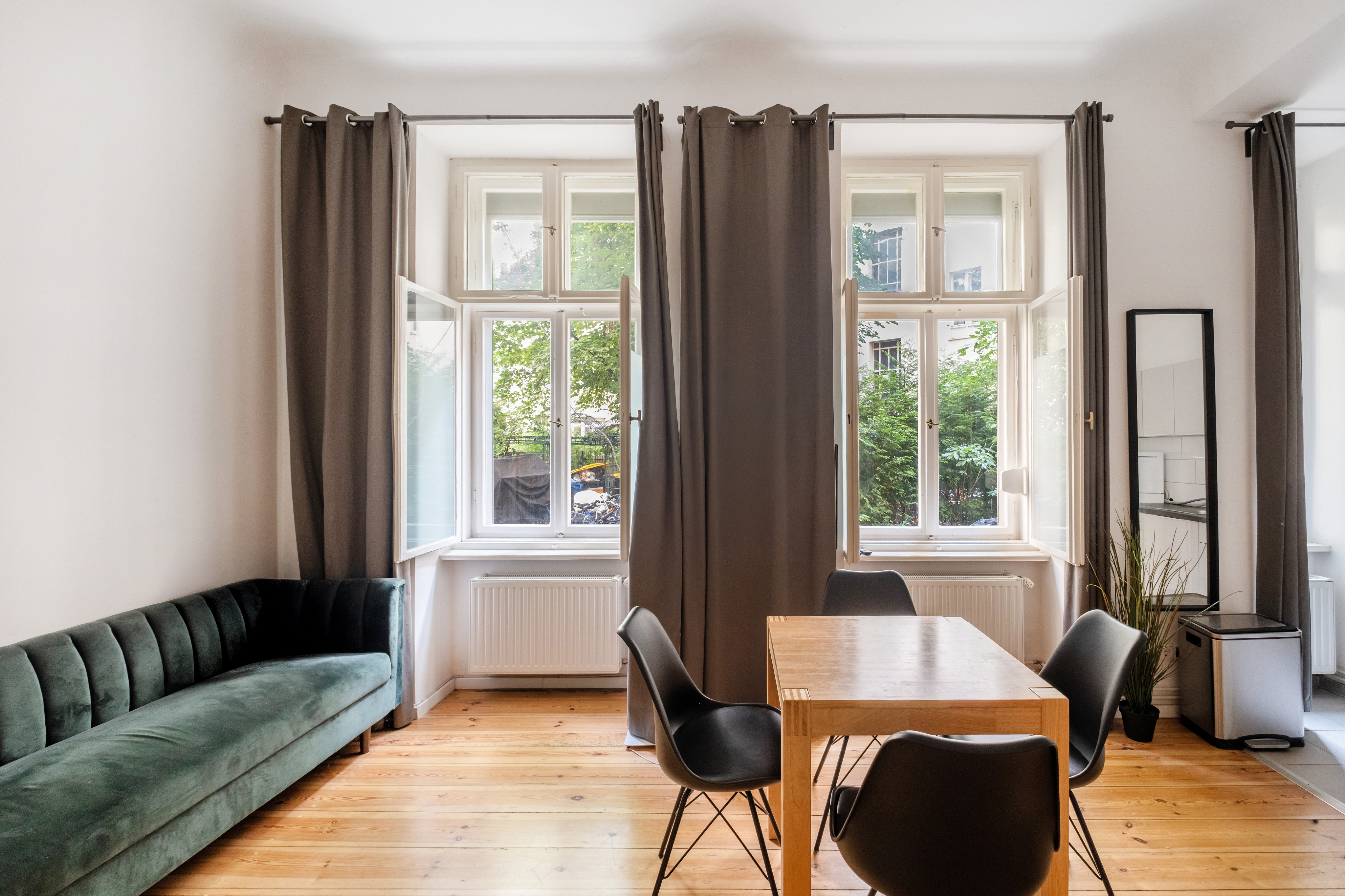 Quiet courtyard apartment in Danaukiez