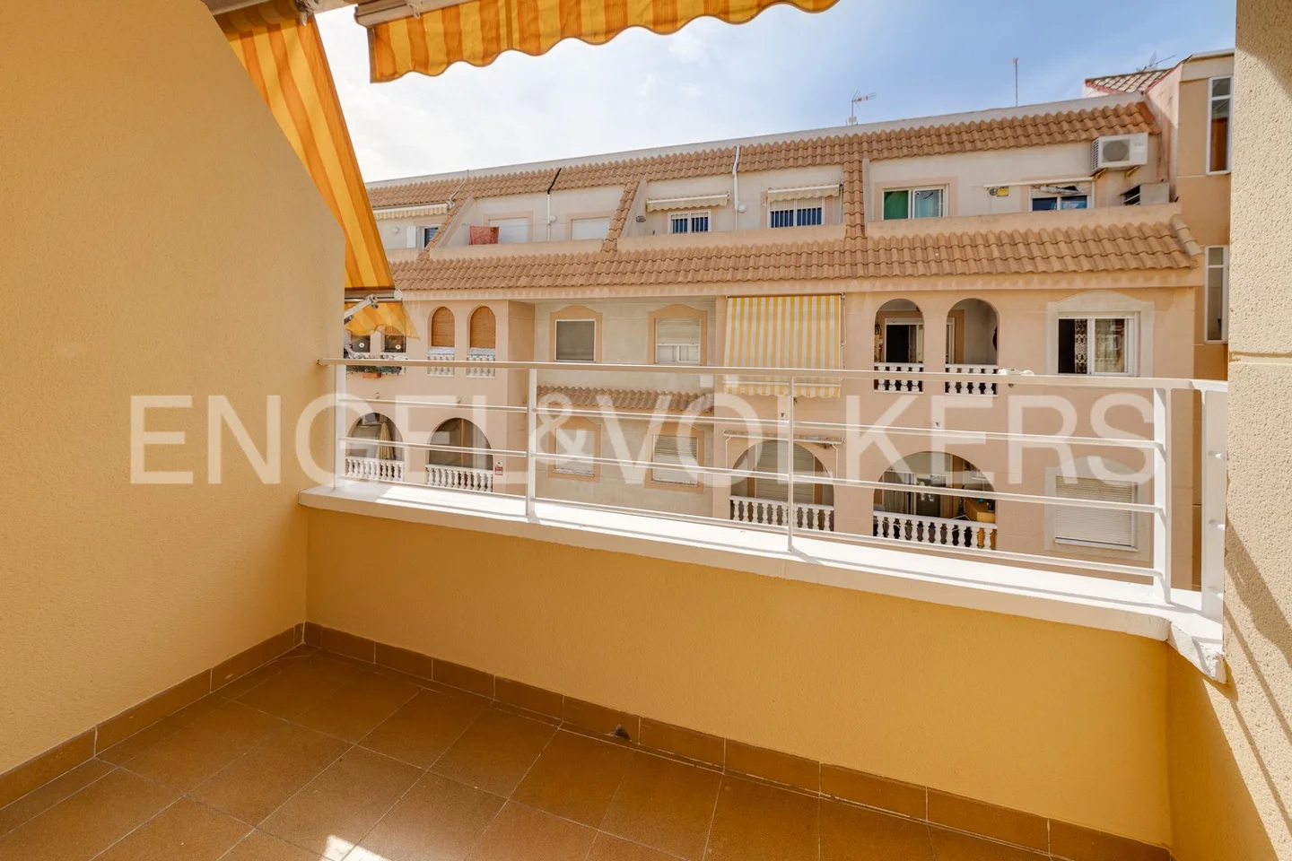 Apartament with parking in the centre of Torrevieja