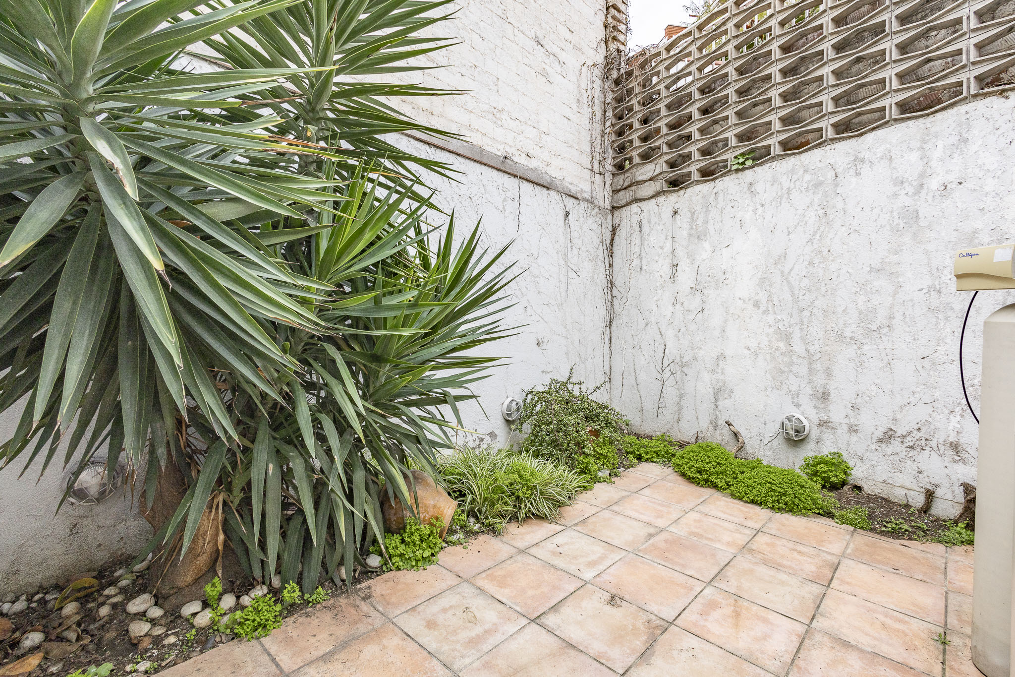 The ideal home for families: space, terraces for barbecues, and a prime location