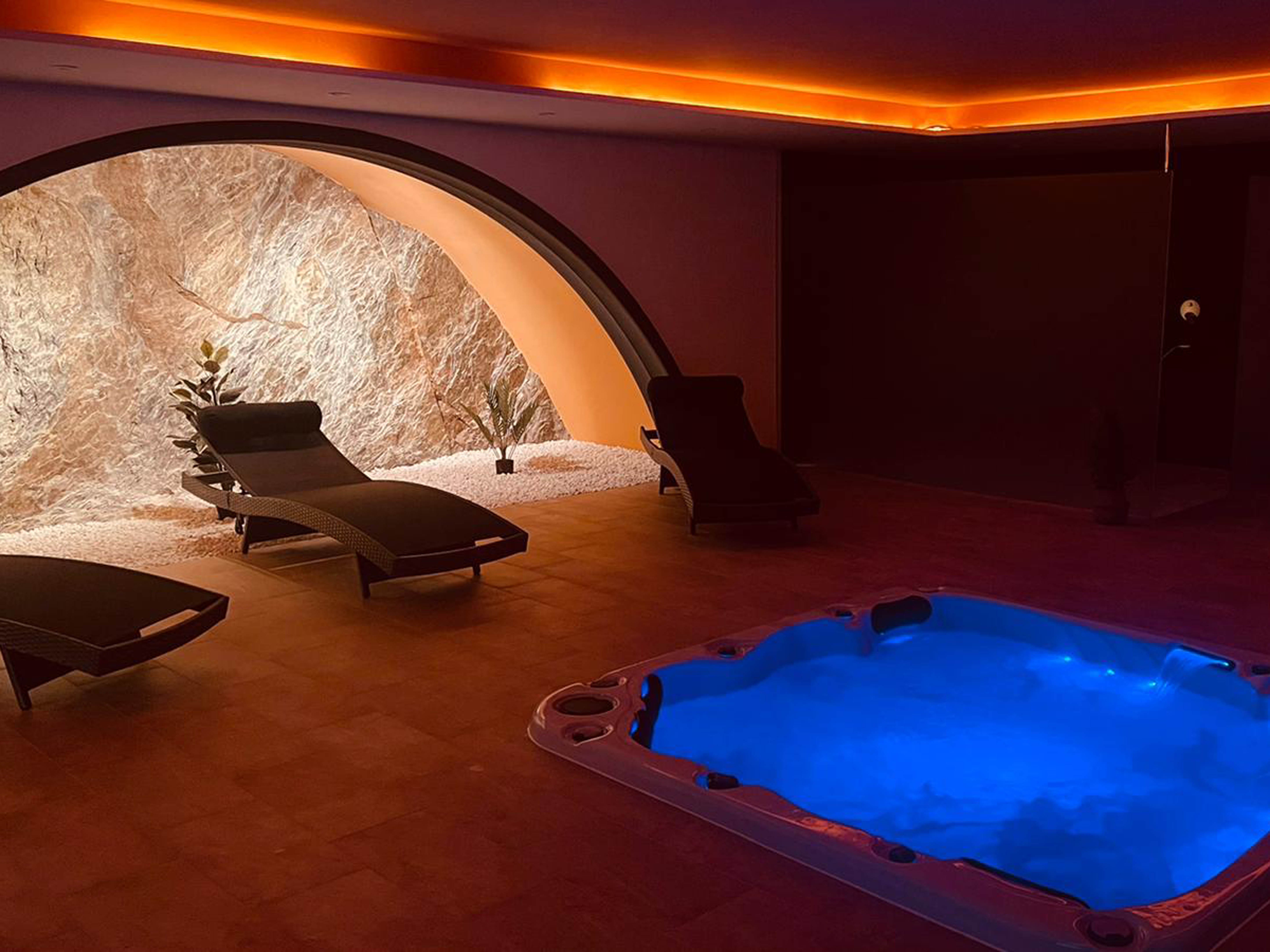 Perfektes Hotel - Gästehaus oder auch Umnutzung möglich