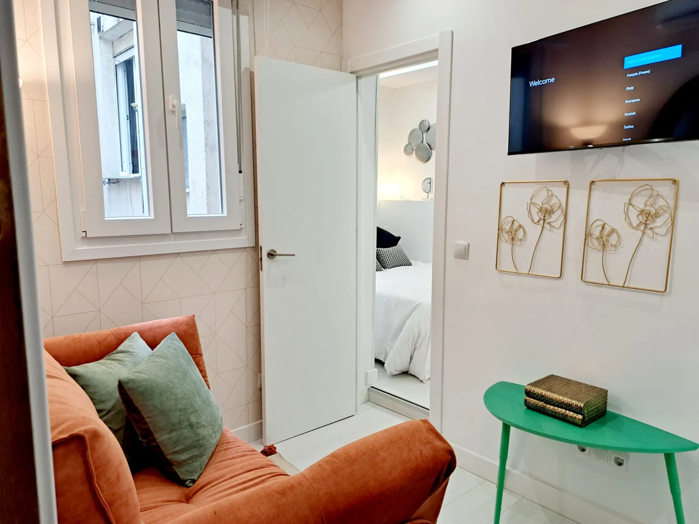 Brand new furnished and equipped flat in Malasaña District