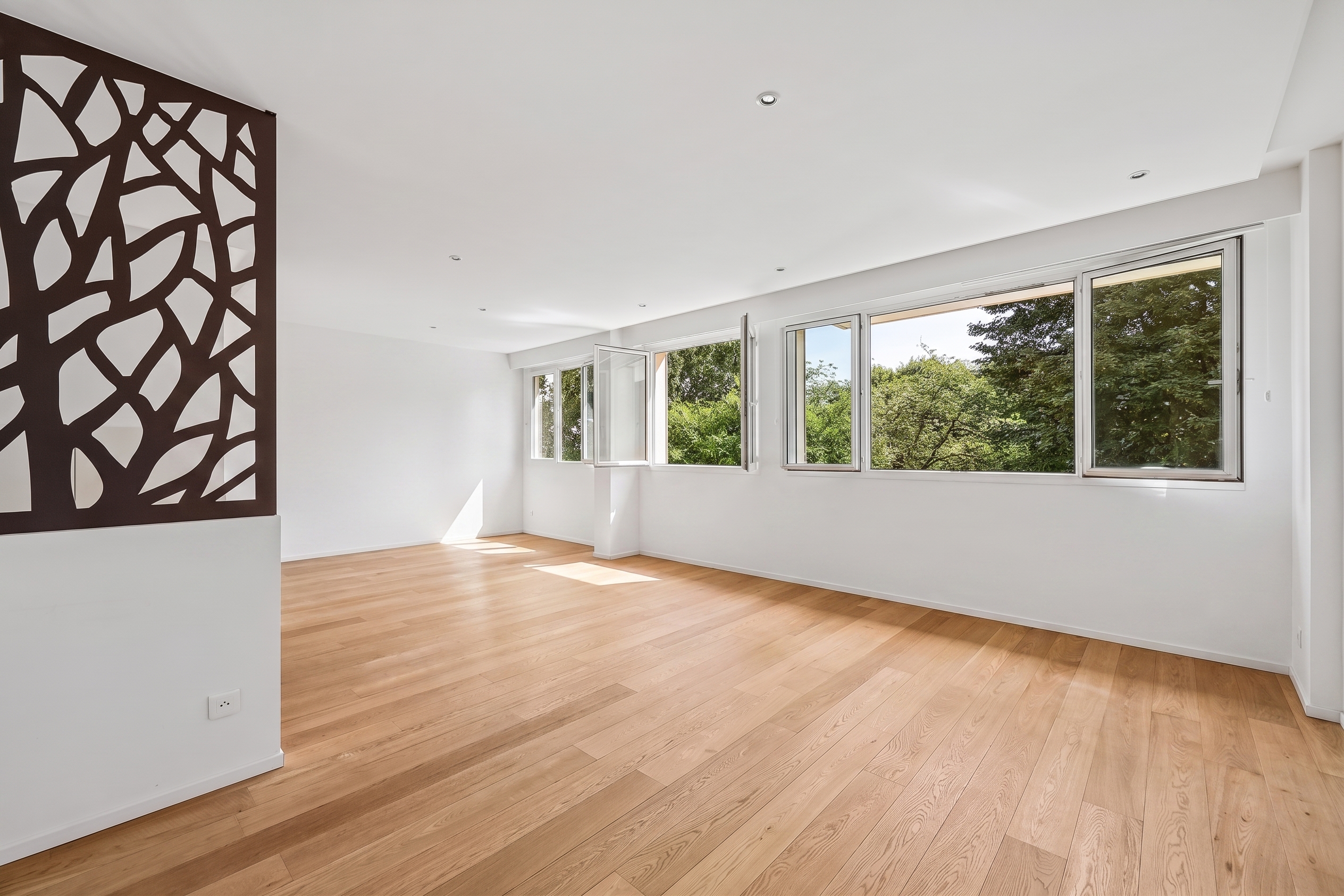 Saint-Cloud-Val d’Or - Familienwohnung 100 m² [KI-modifiziert]