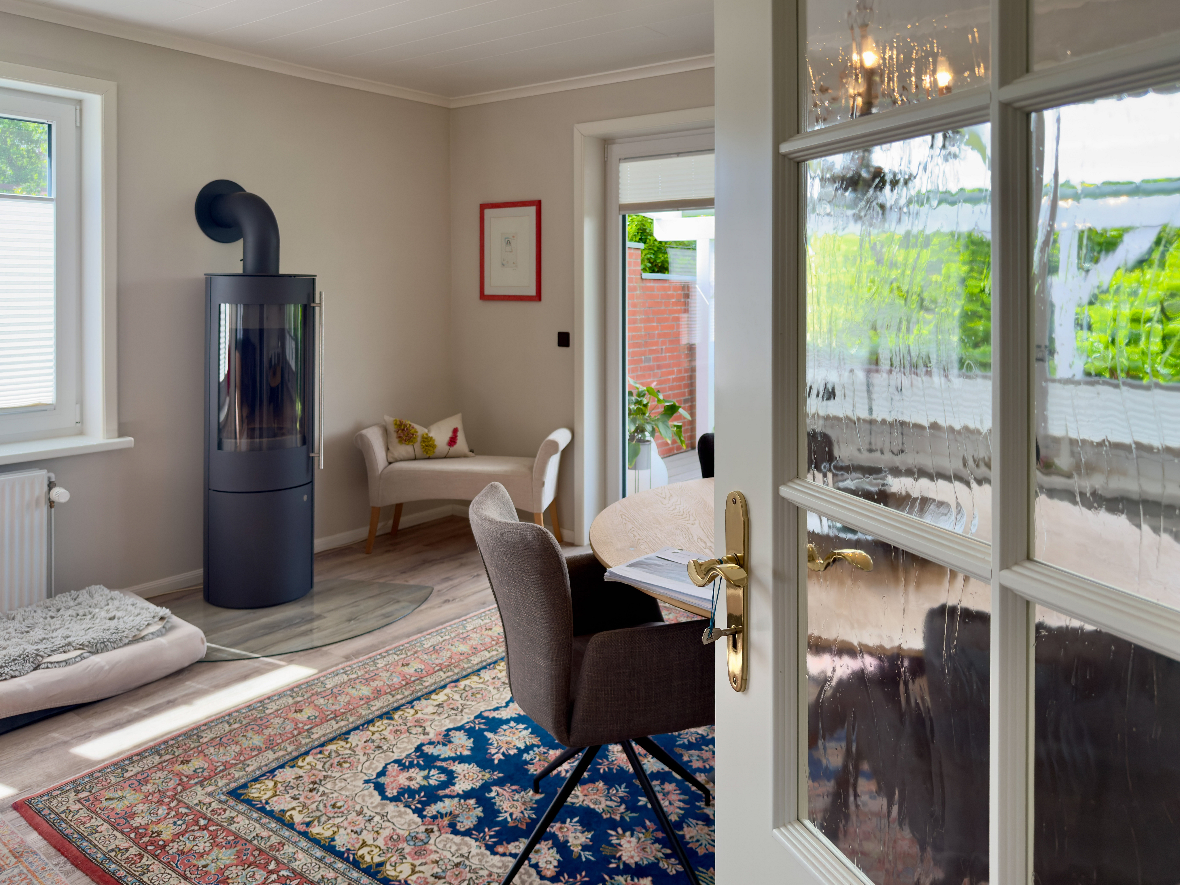 Gepflegtes Zuhause mit großem Grundstück und moderner Ausstattung