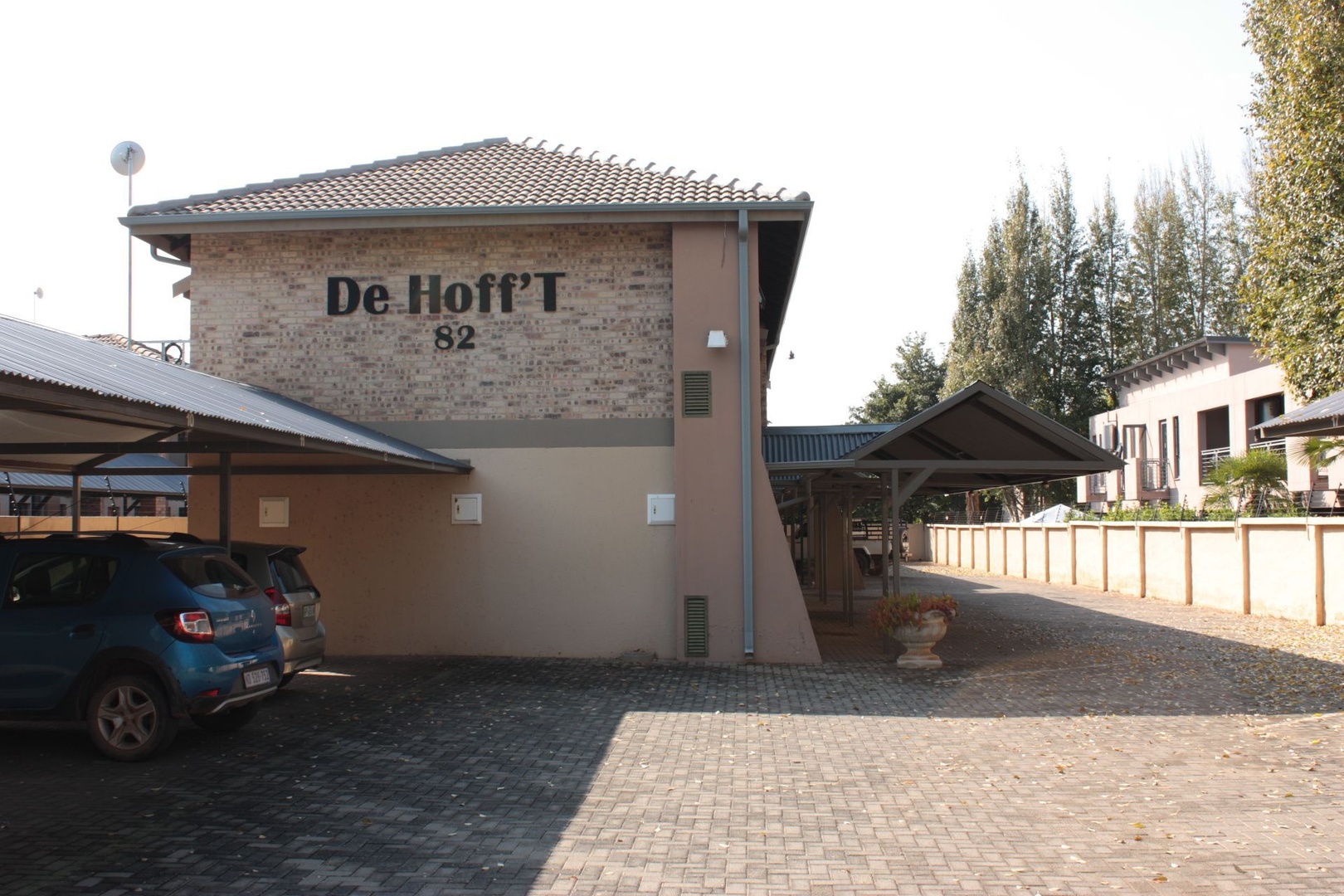 Spacious and Modern 2 Bedroom Apartment For Sale