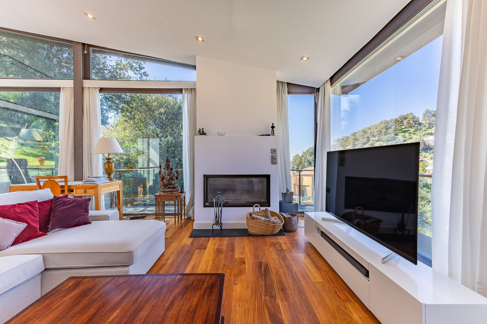 Modern, very bright house in Vallvidrera