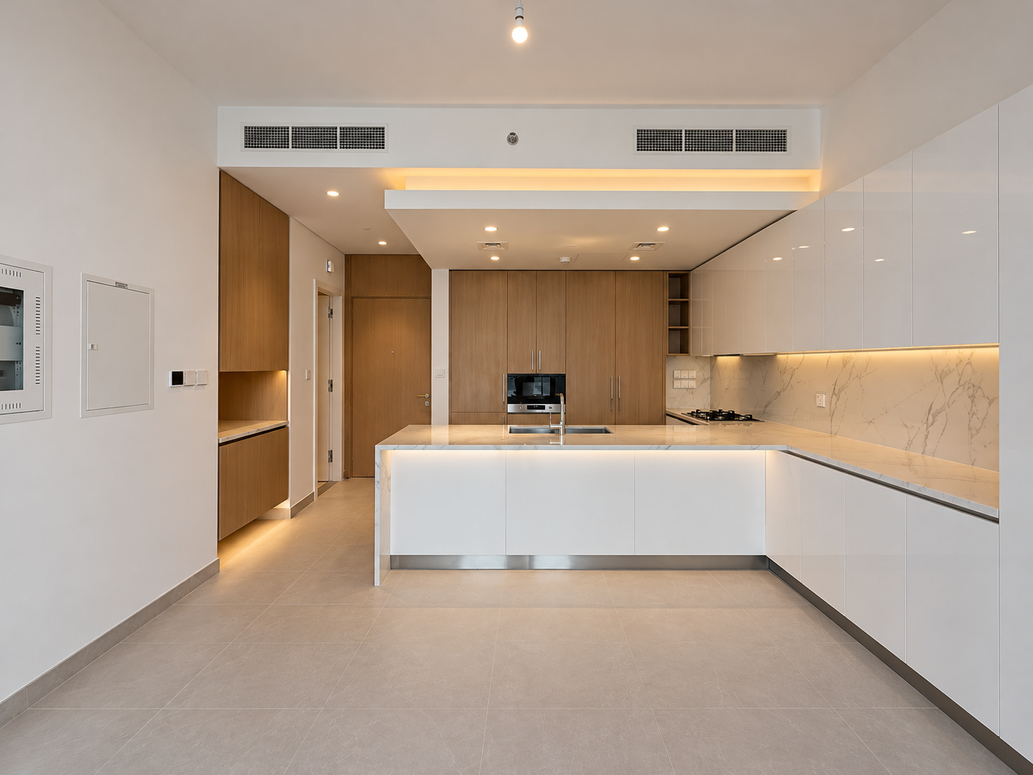 EXCLUSIVE | Brand New | High Ceilings | Vacant