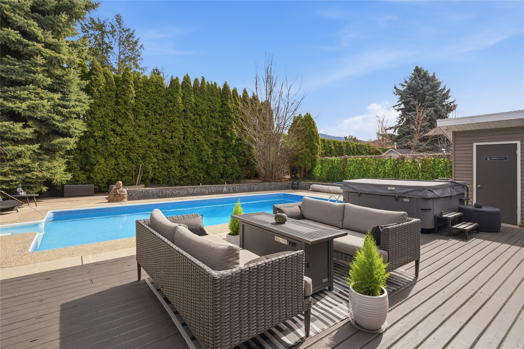 Perfect family home with connection, lifestyle & location!