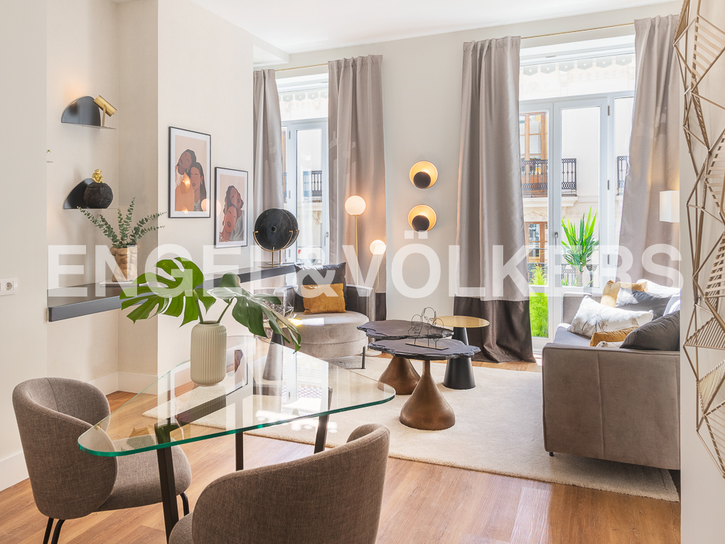 Fantástico piso  a estrenar en centro en residencial con piscina