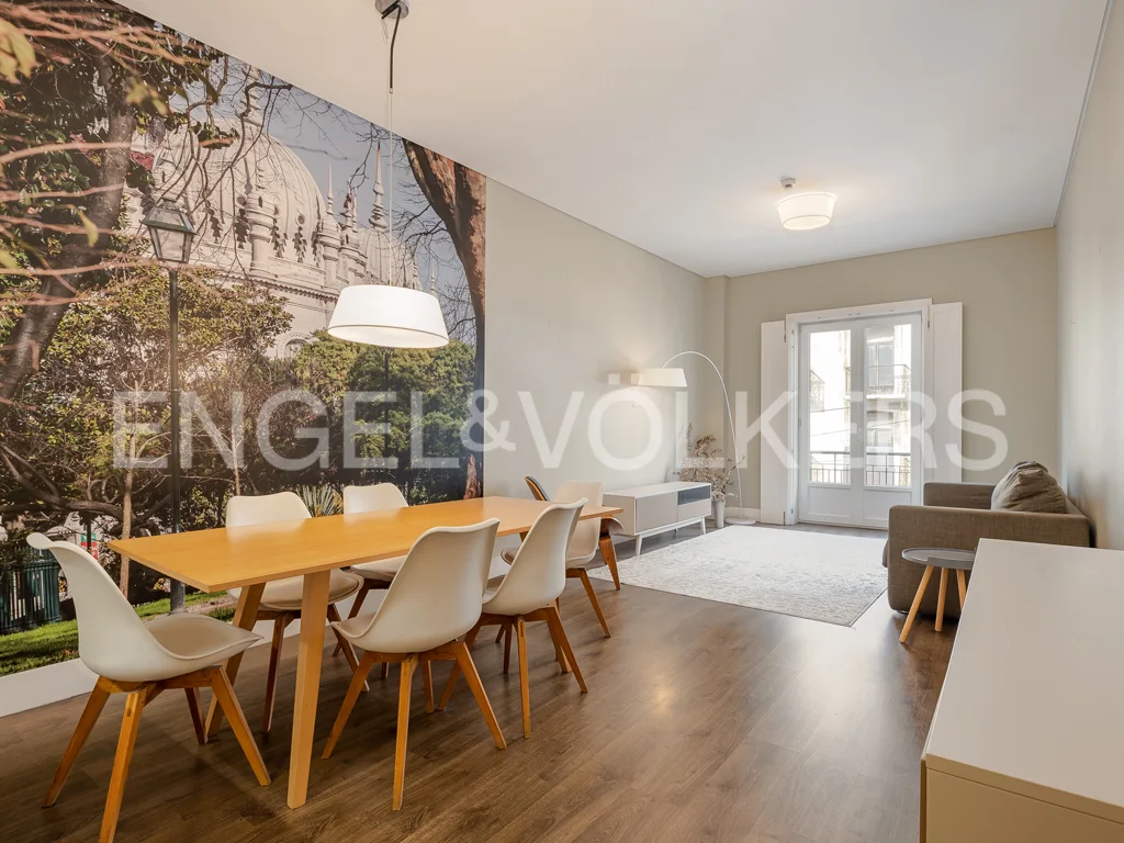 2 rooms apartment with terrace in Chiado
