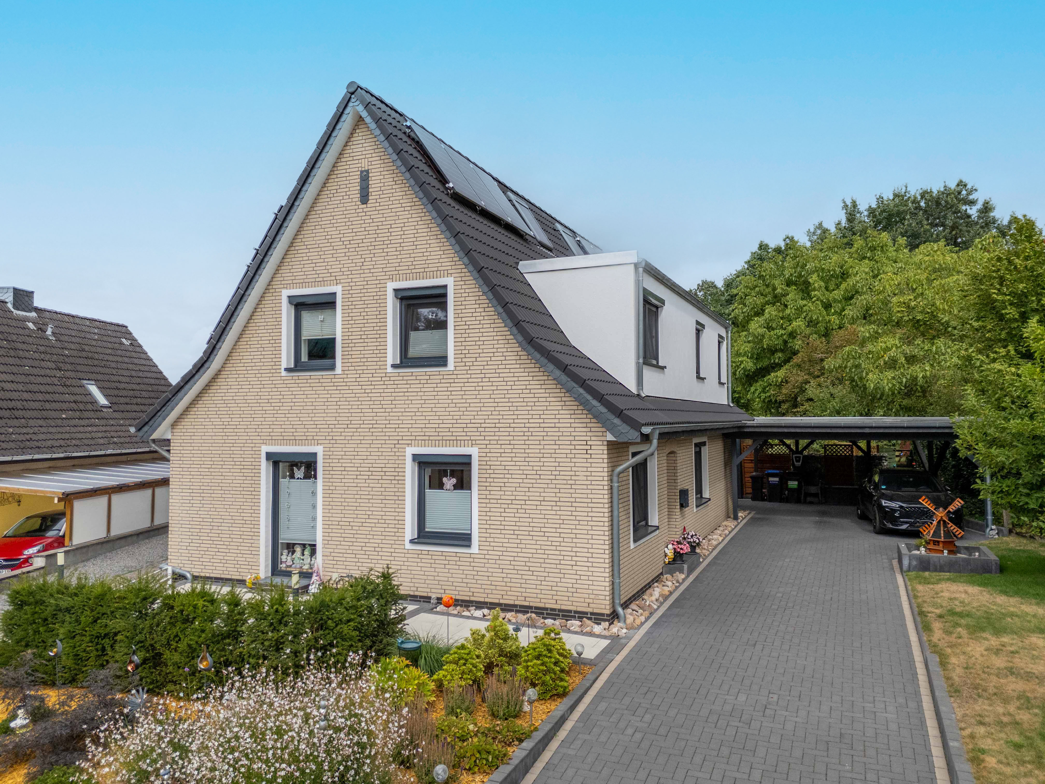 Exklusives Wohngefühl: Top modernisiertes Einfamilienhaus in Verden