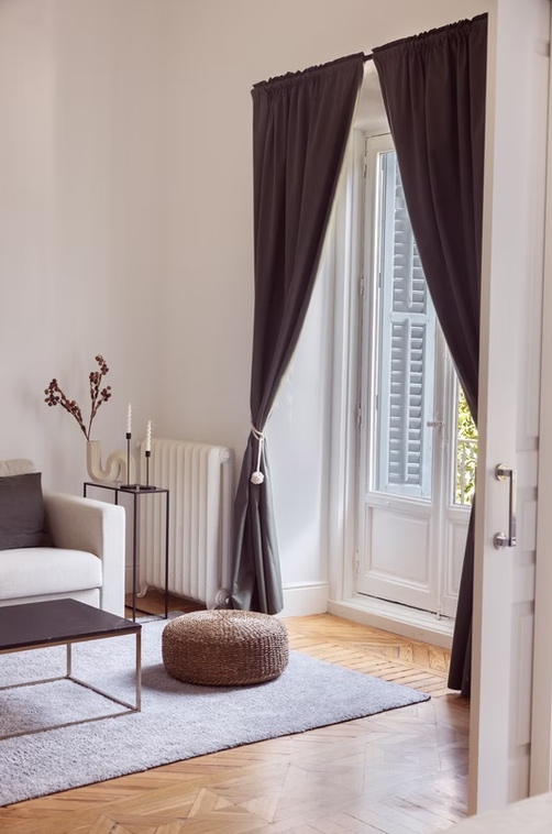Exclusivity and Height: Spectacular 2-Bedroom Retreat in the Historic Justicia Building