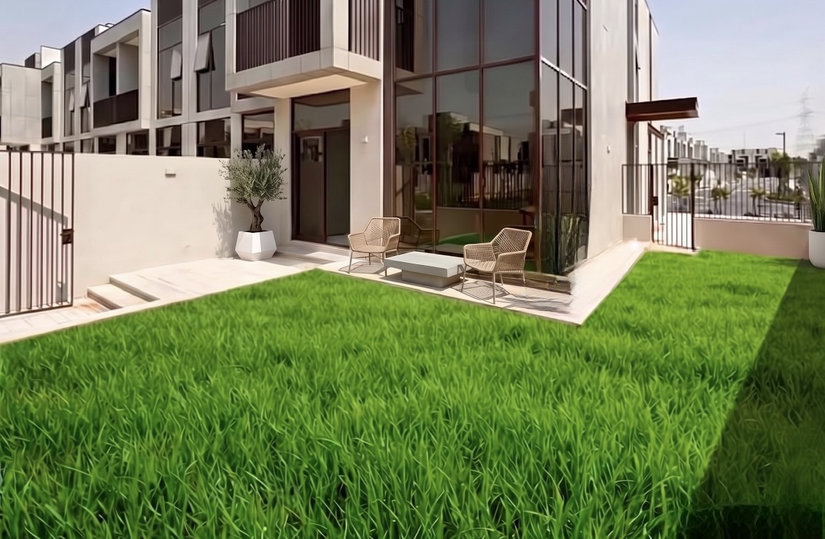 Corner Plot | Backing Park | Largest Layout G+2